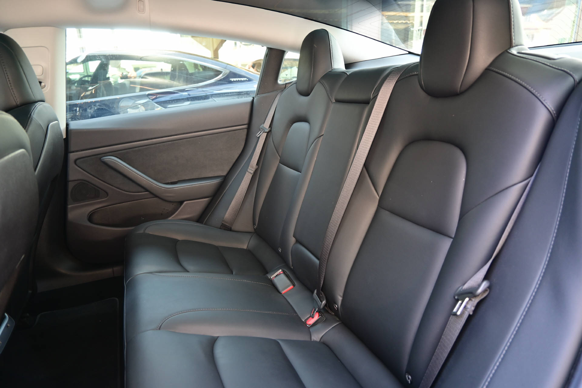 TESLA Model 3 Long Range D *volles autonomes fahren**8-fach bereift*-image-12