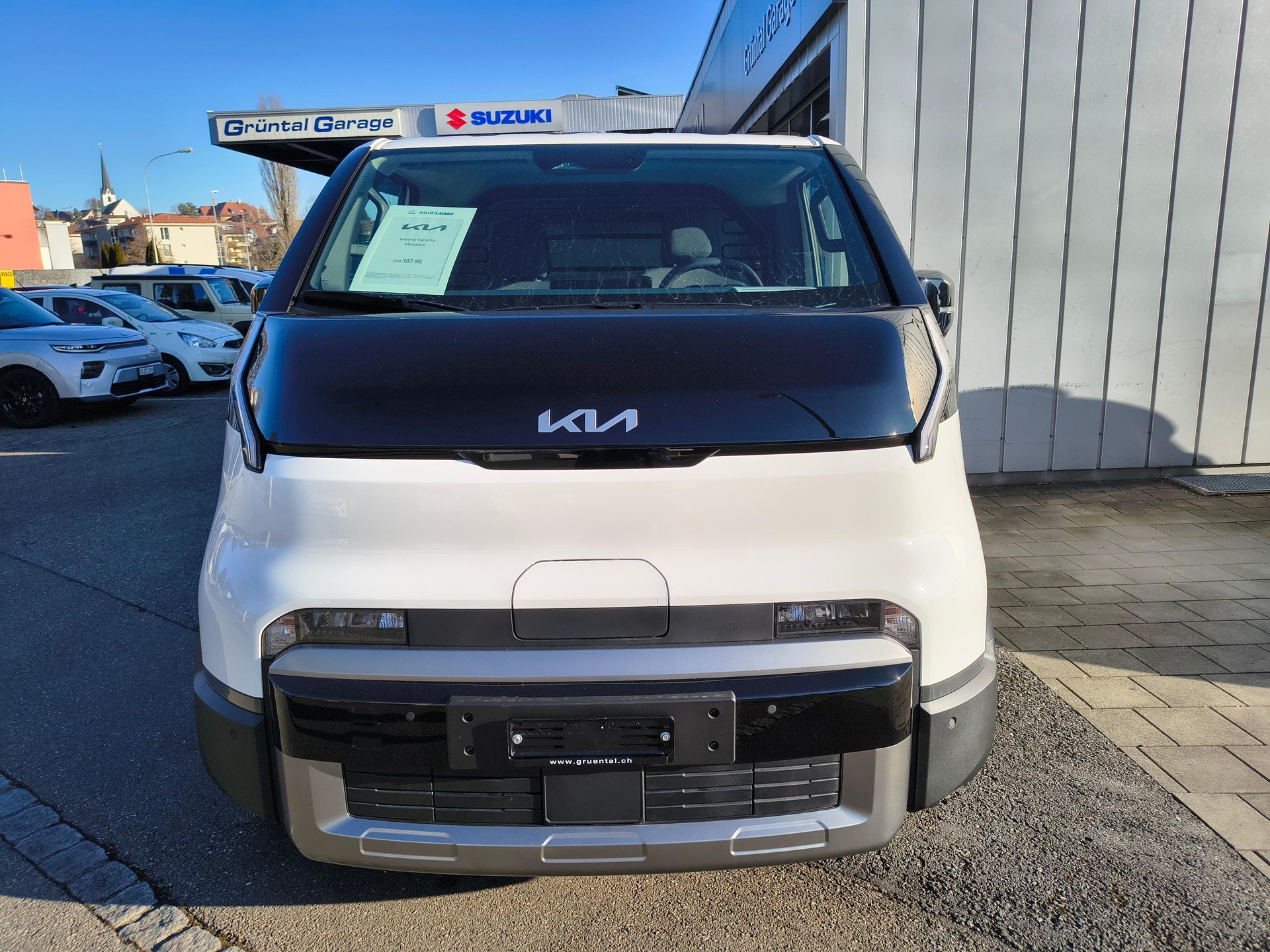 KIA PV5 Cargo 71.2 kWh Plus-image-2