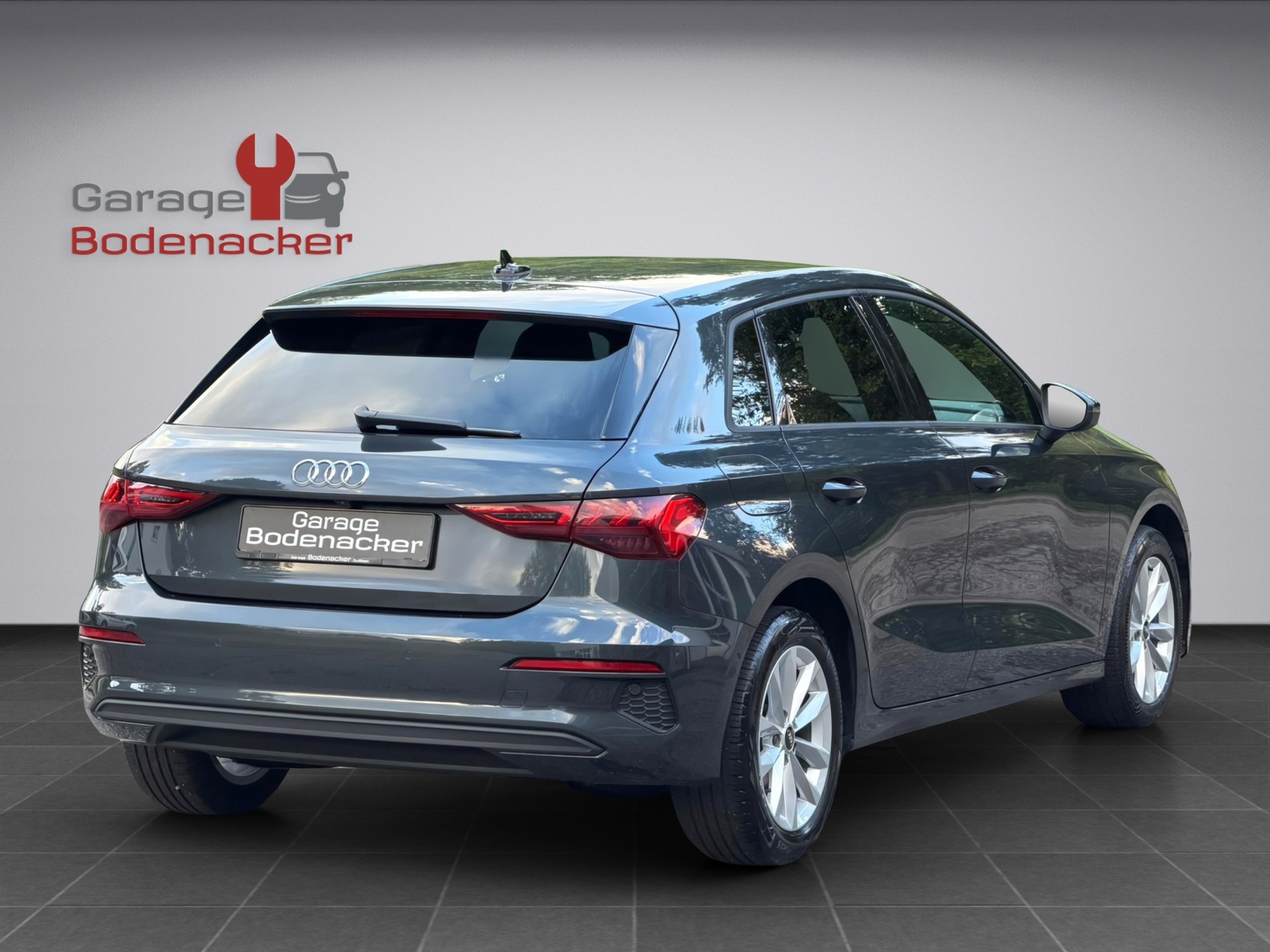 AUDI A3 Sportback 35 TDI S-tronic * Diesel *-image-4