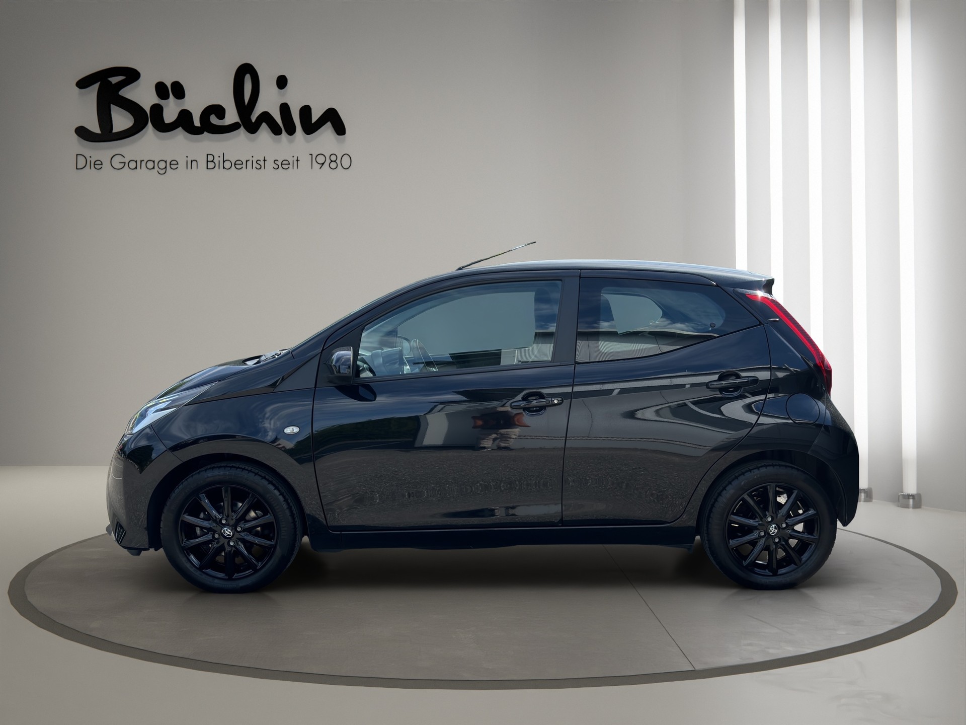 TOYOTA Aygo 1.0 VVT-i Trend-showroom-element-3