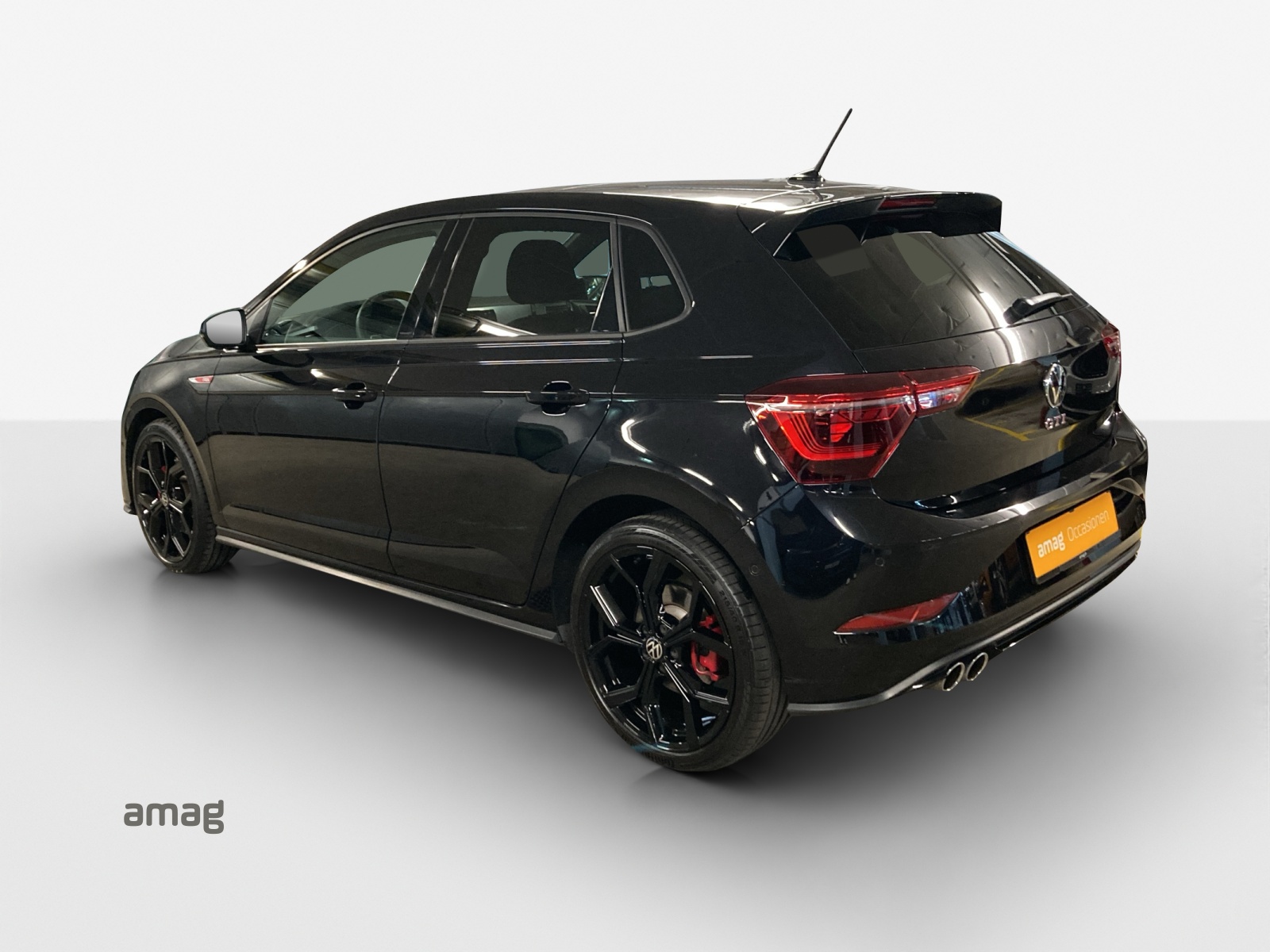 VW Polo 2.0 TSI GTI DSG-image-2