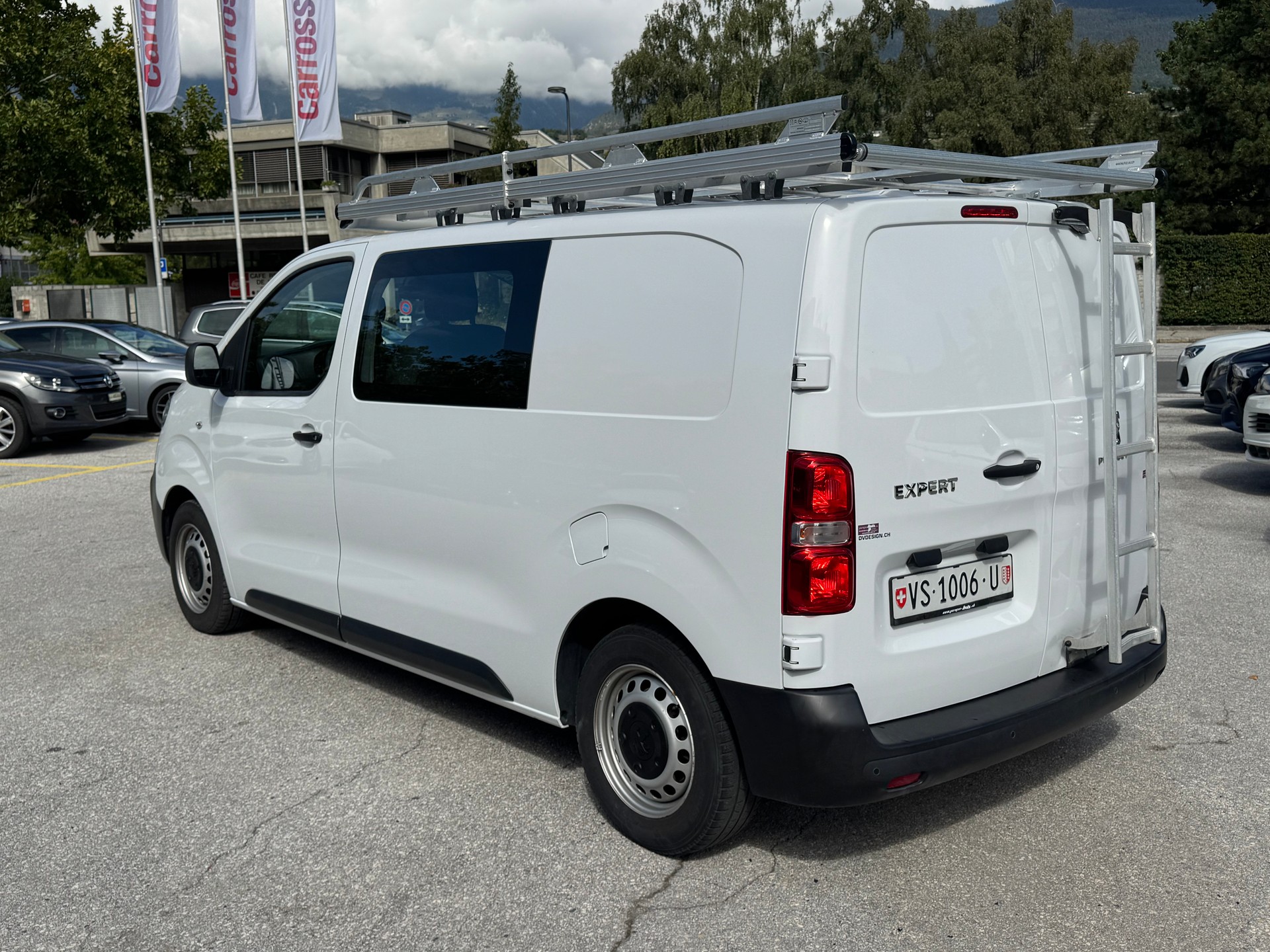 PEUGEOT Expert 2.0 BlueHDi 140 S&S Premium Long EAT8-image-3