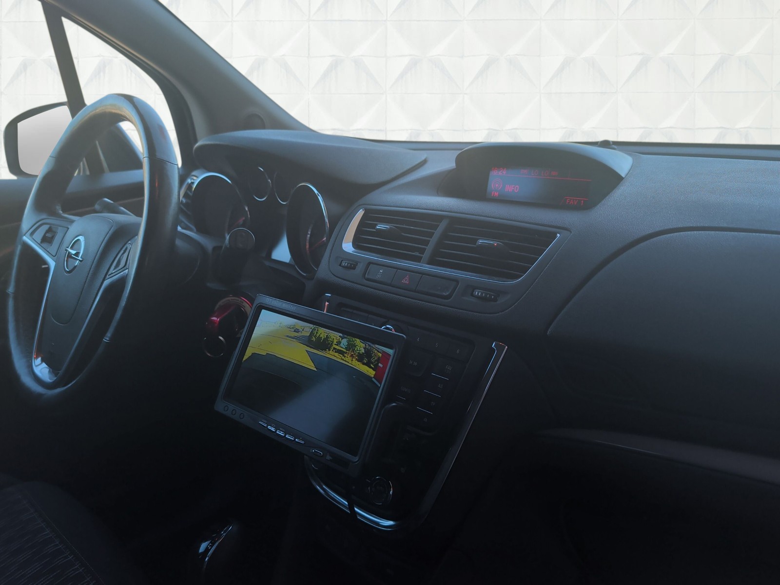 OPEL Mokka 1.7 CDTi Enjoy 4WD-image-10