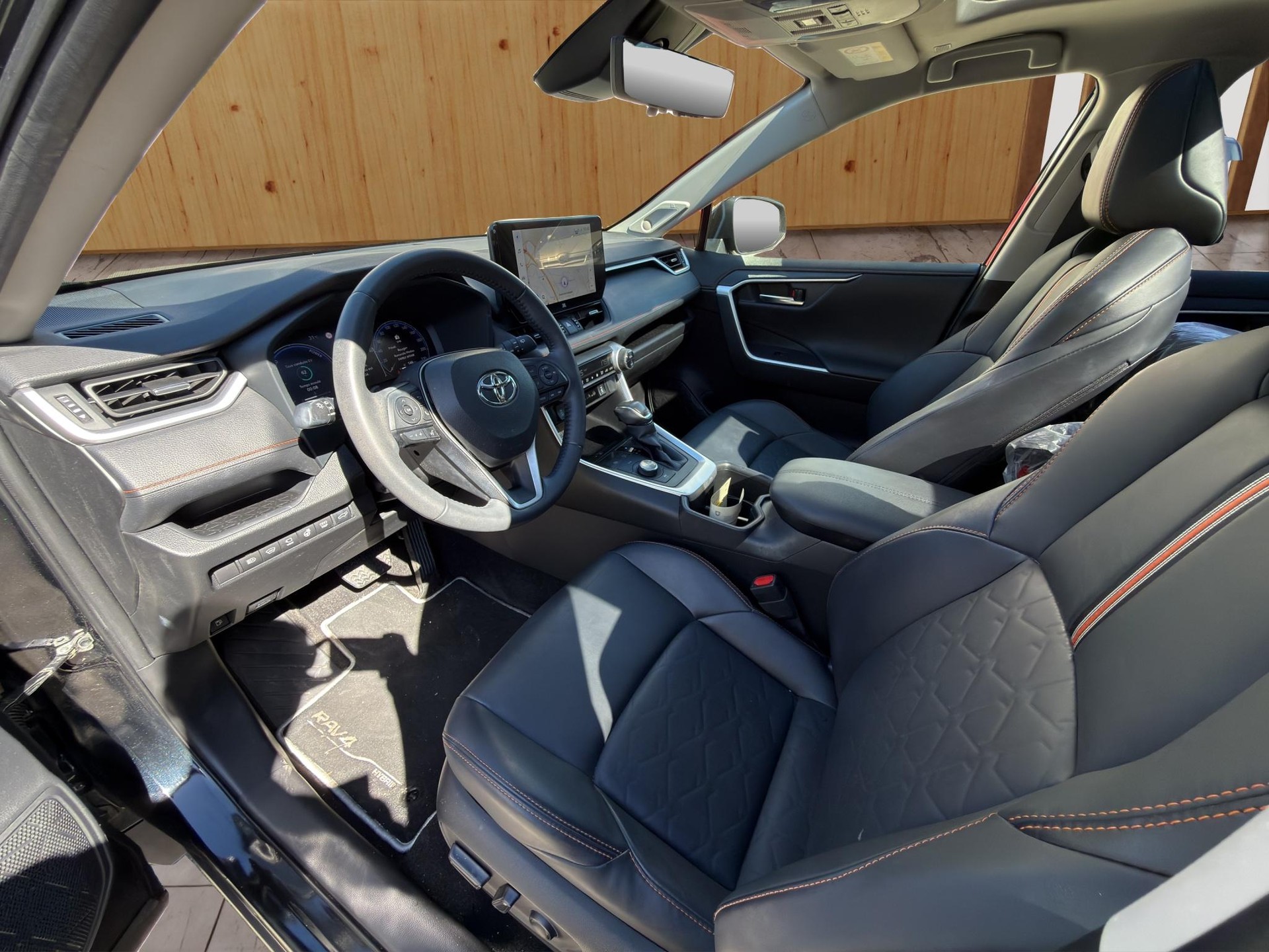 TOYOTA RAV4 2.5 HEV Adventure-image-16