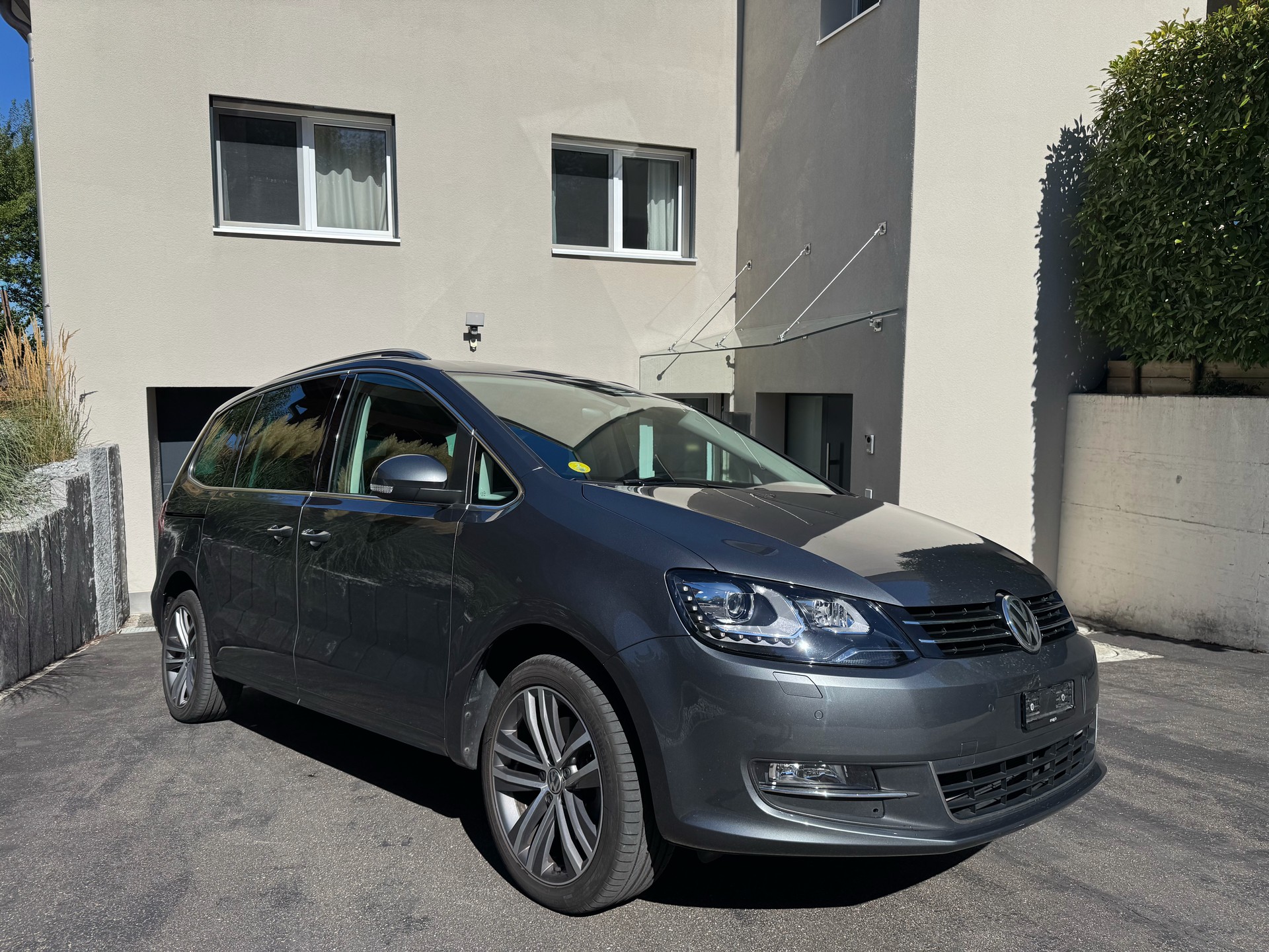 VW 2.0 TDI SCR Highline DSG 4m-image-0