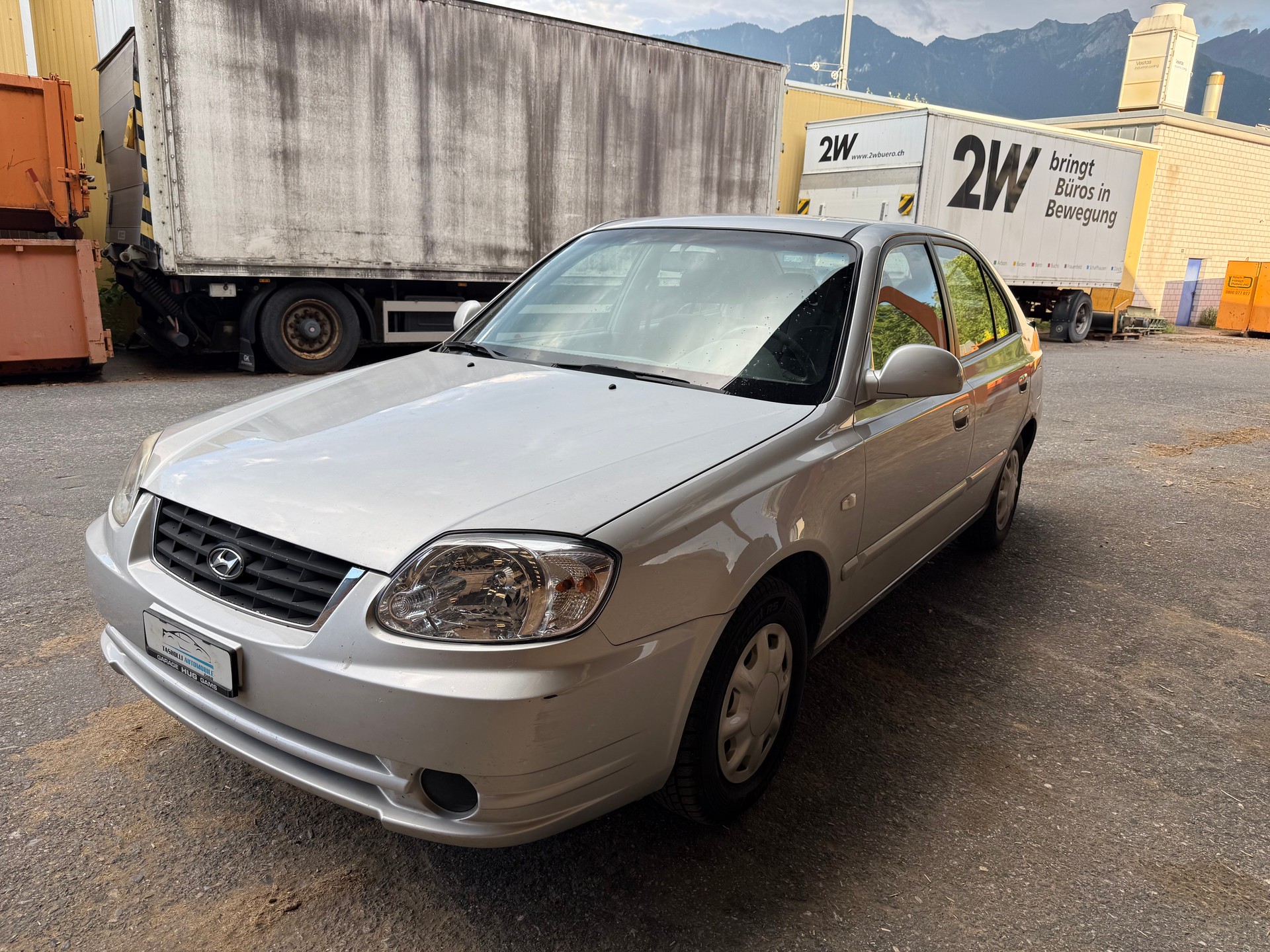 HYUNDAI Accent 1.6 GLS-image-2