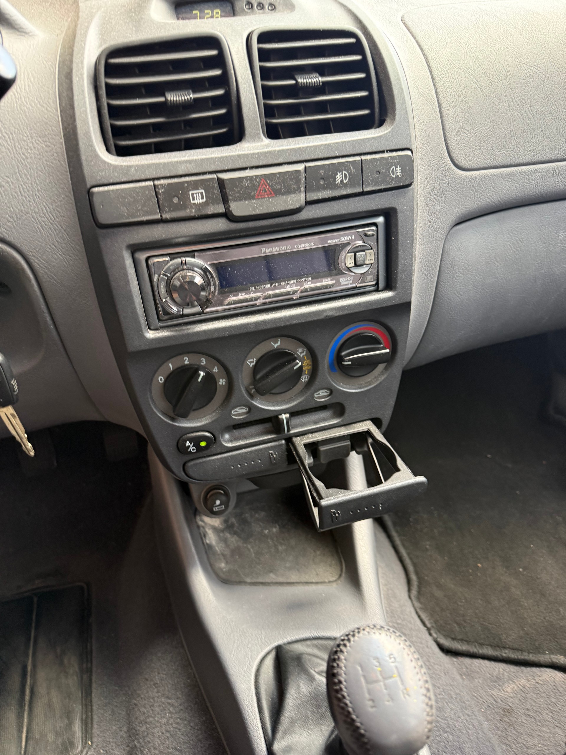 HYUNDAI Accent 1.6 GLS-image-13