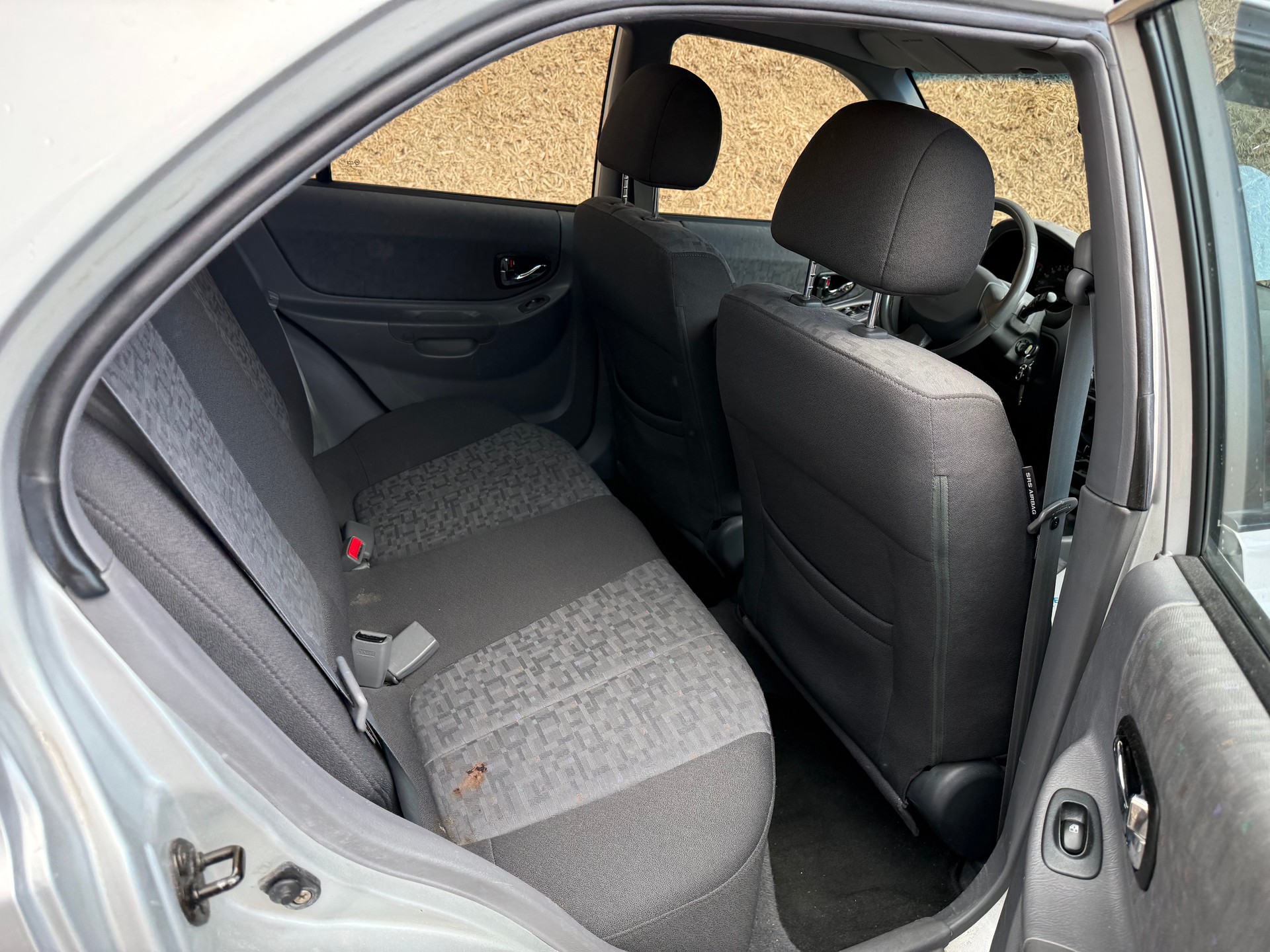 HYUNDAI Accent 1.6 GLS-image-10