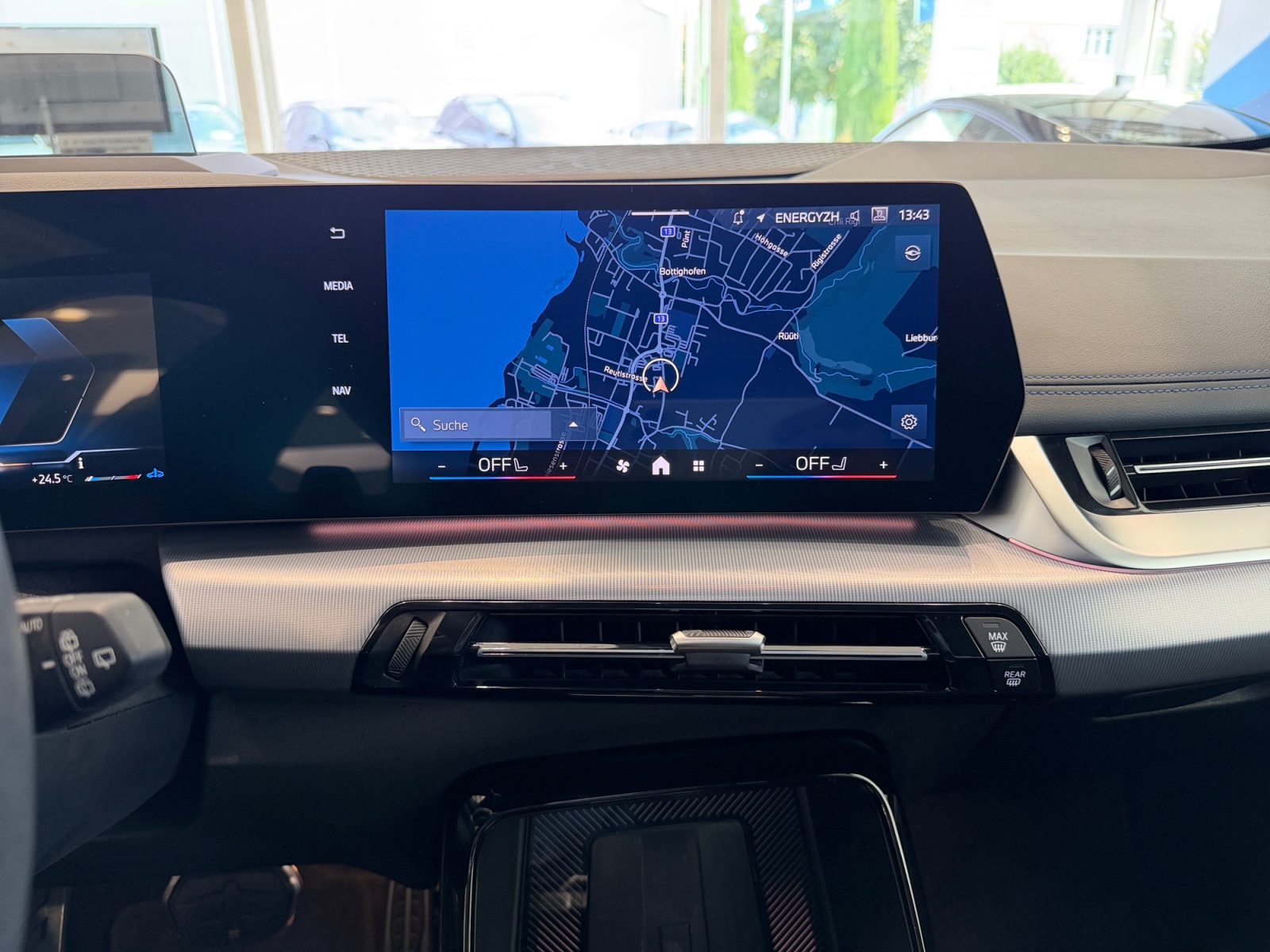 BMW 218d Active Tourer M Sport DKG AHK-image-13