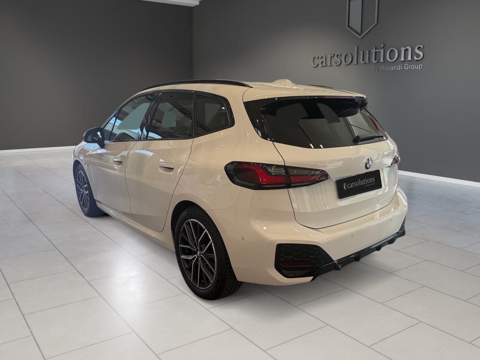 BMW 218d Active Tourer M Sport DKG AHK-image-2