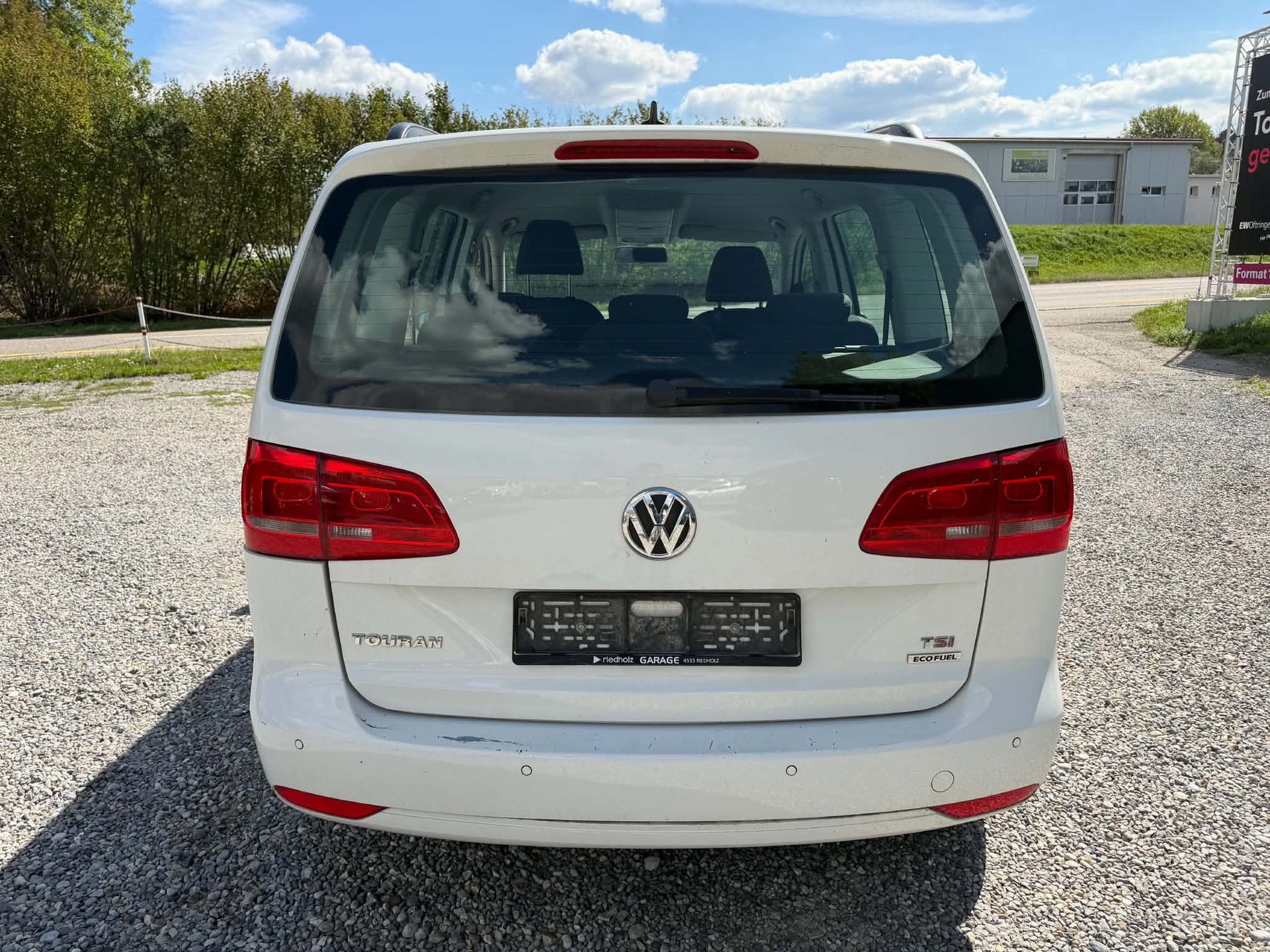 VW Touran 1.4 TSI EcoFuel Highline DSG-image-8