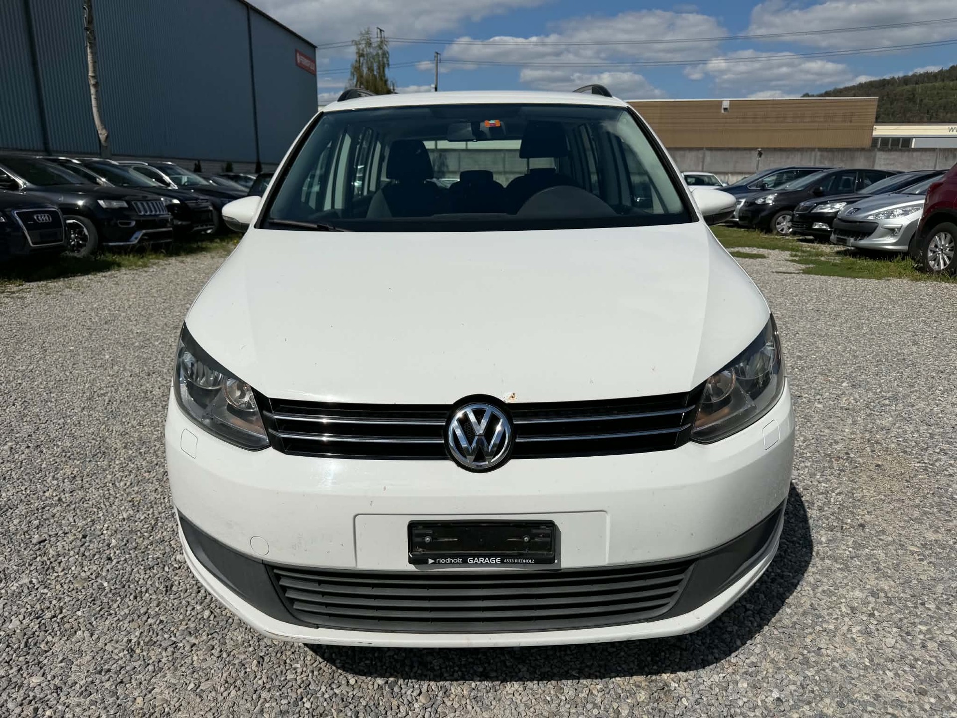 VW Touran 1.4 TSI EcoFuel Highline DSG-image-11
