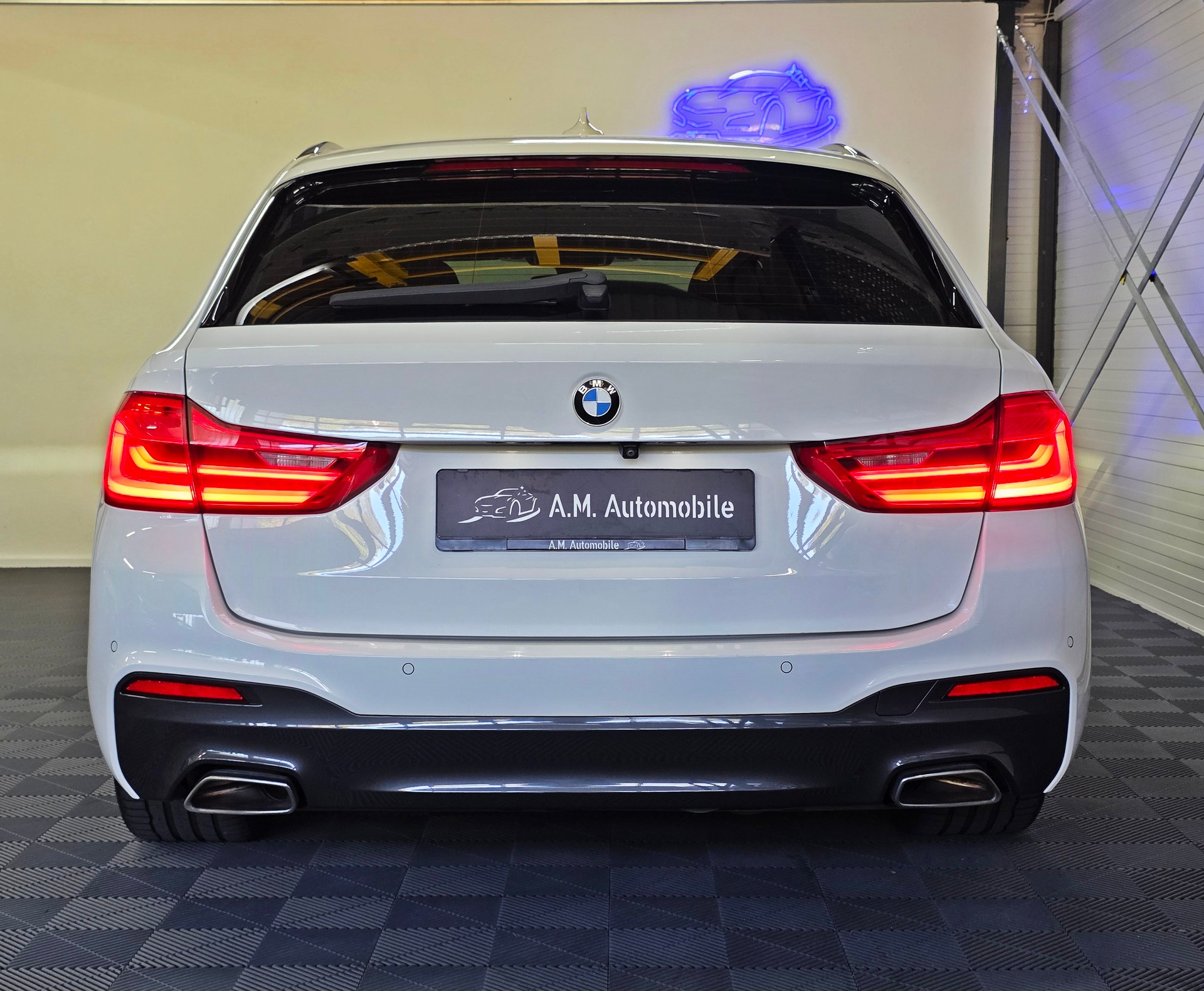 BMW 520d Touring Steptronic-image-6