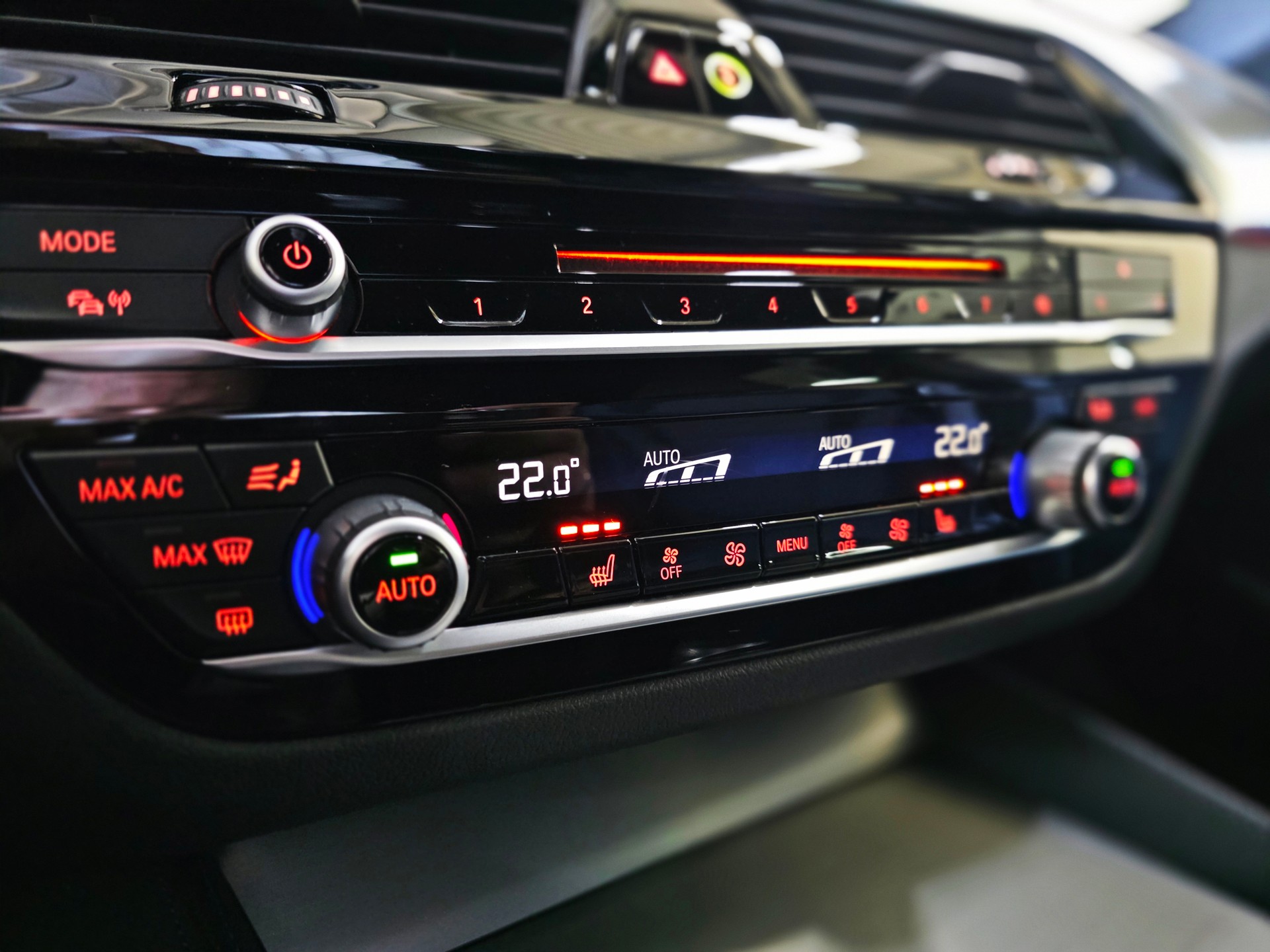 BMW 520d Touring Steptronic-image-23