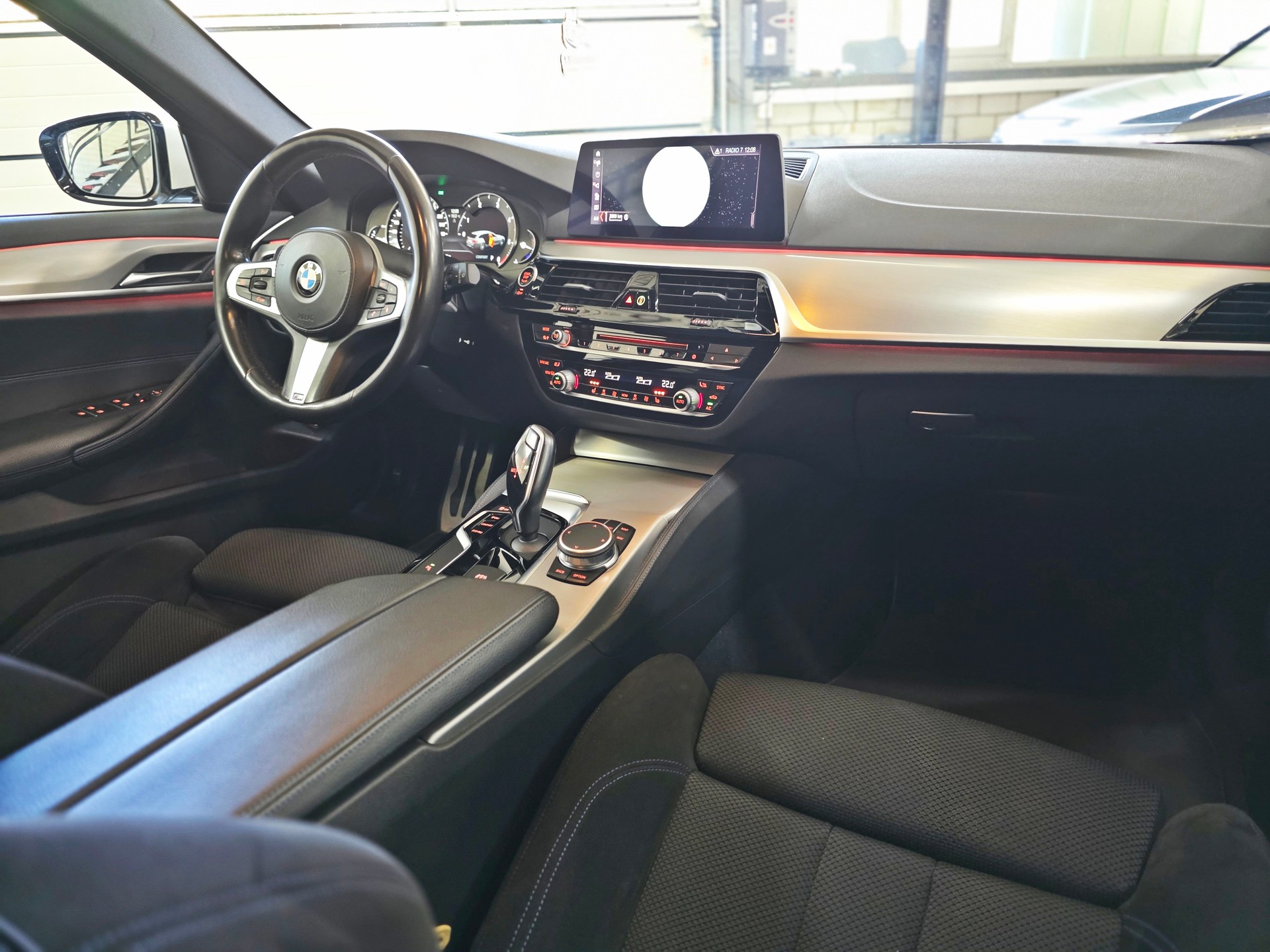 BMW 520d Touring Steptronic-image-16