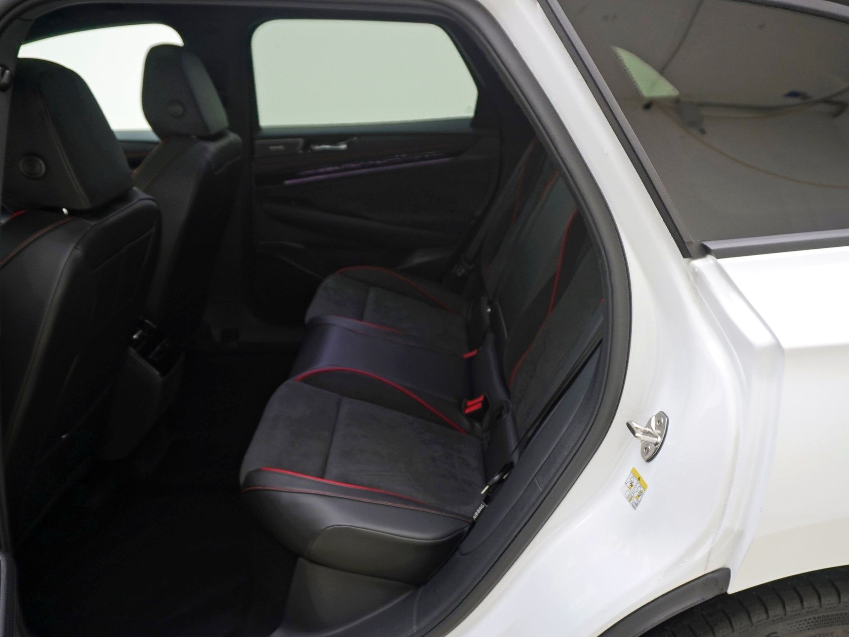 VW ID.7 Tourer 86 kWh GTX 4MOTION-image-14