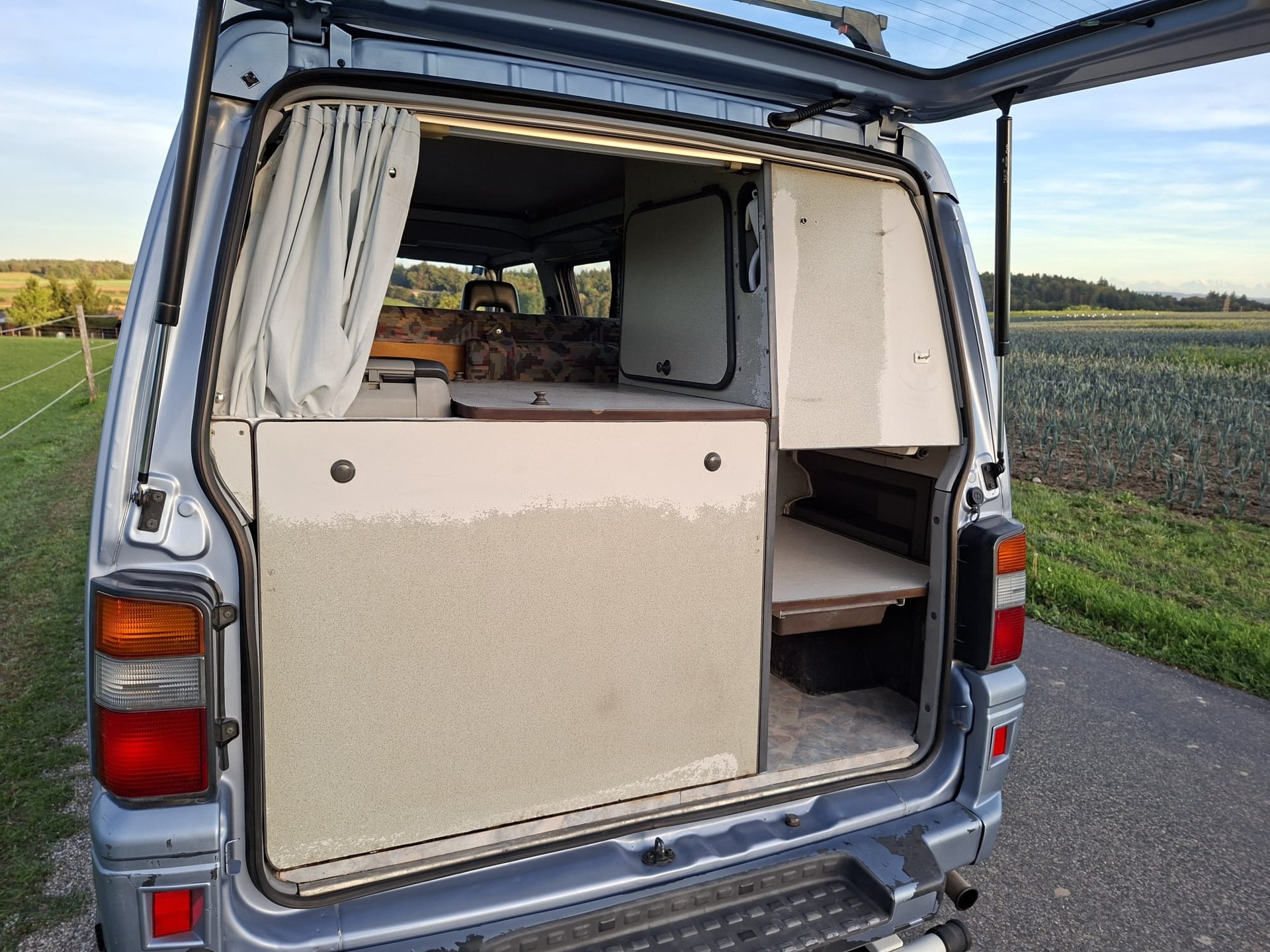 MITSUBISHI Country 4x4 2.5TD-image-13