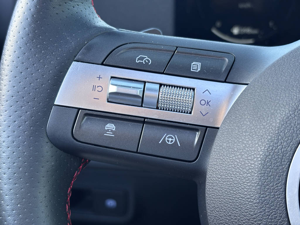 HYUNDAI Kona 1.6 GDi Hybrid N-Line-image-25