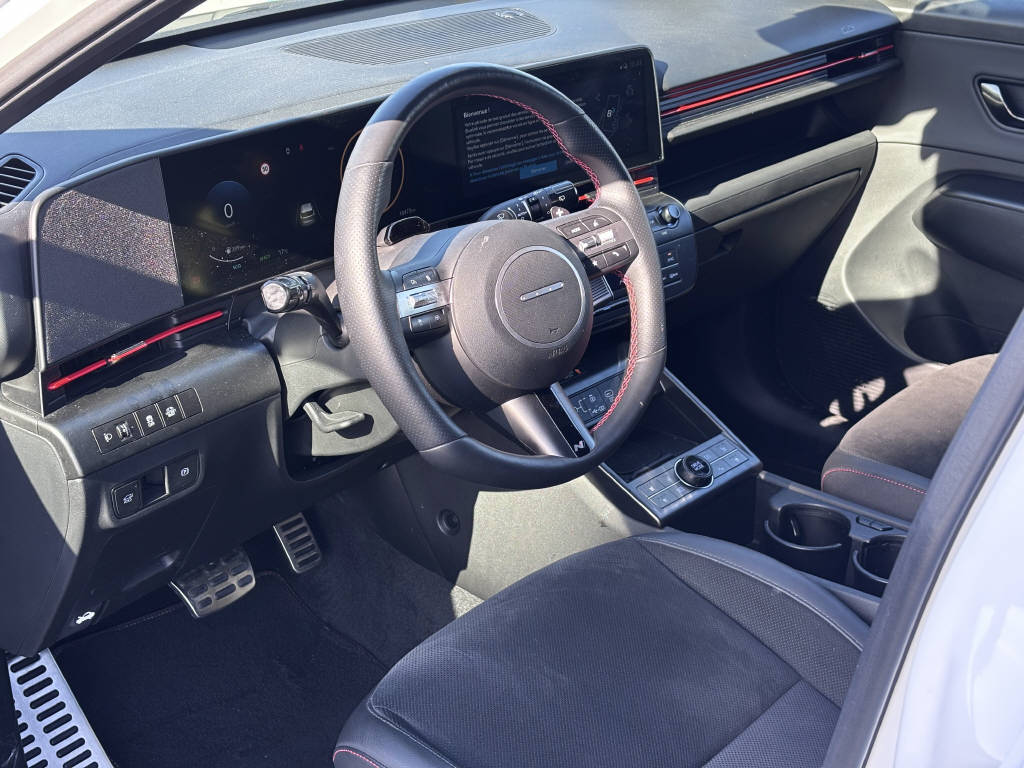 HYUNDAI Kona 1.6 GDi Hybrid N-Line-image-9