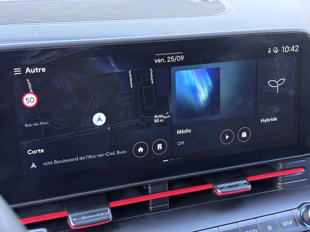 HYUNDAI Kona 1.6 GDi Hybrid N-Line-image-14