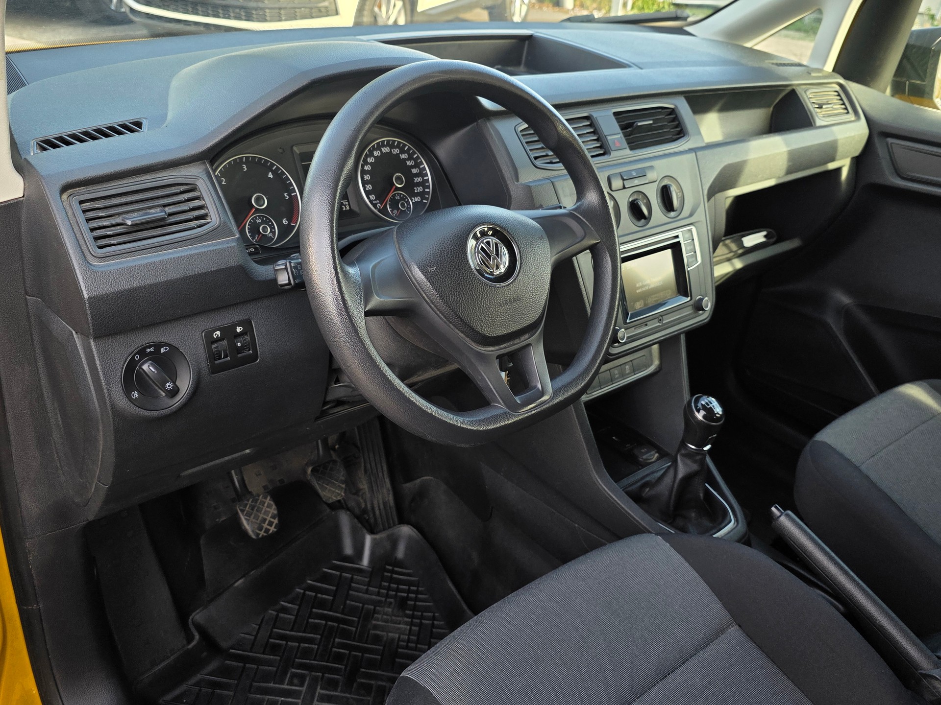 VW Caddy Maxi 2.0TDI 4Motion BlueMotion Technology * Top Zustand * 8-Fach *-image-8