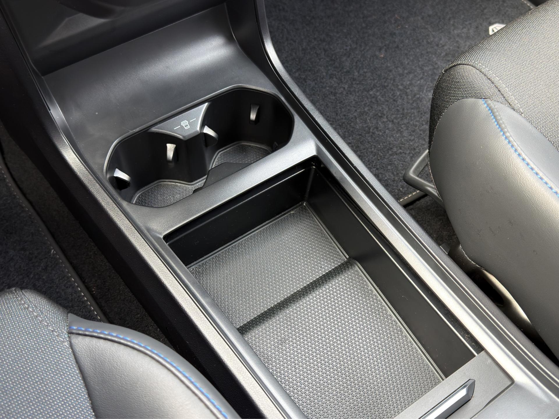 MG 4 EV 64kWh Luxury-image-25