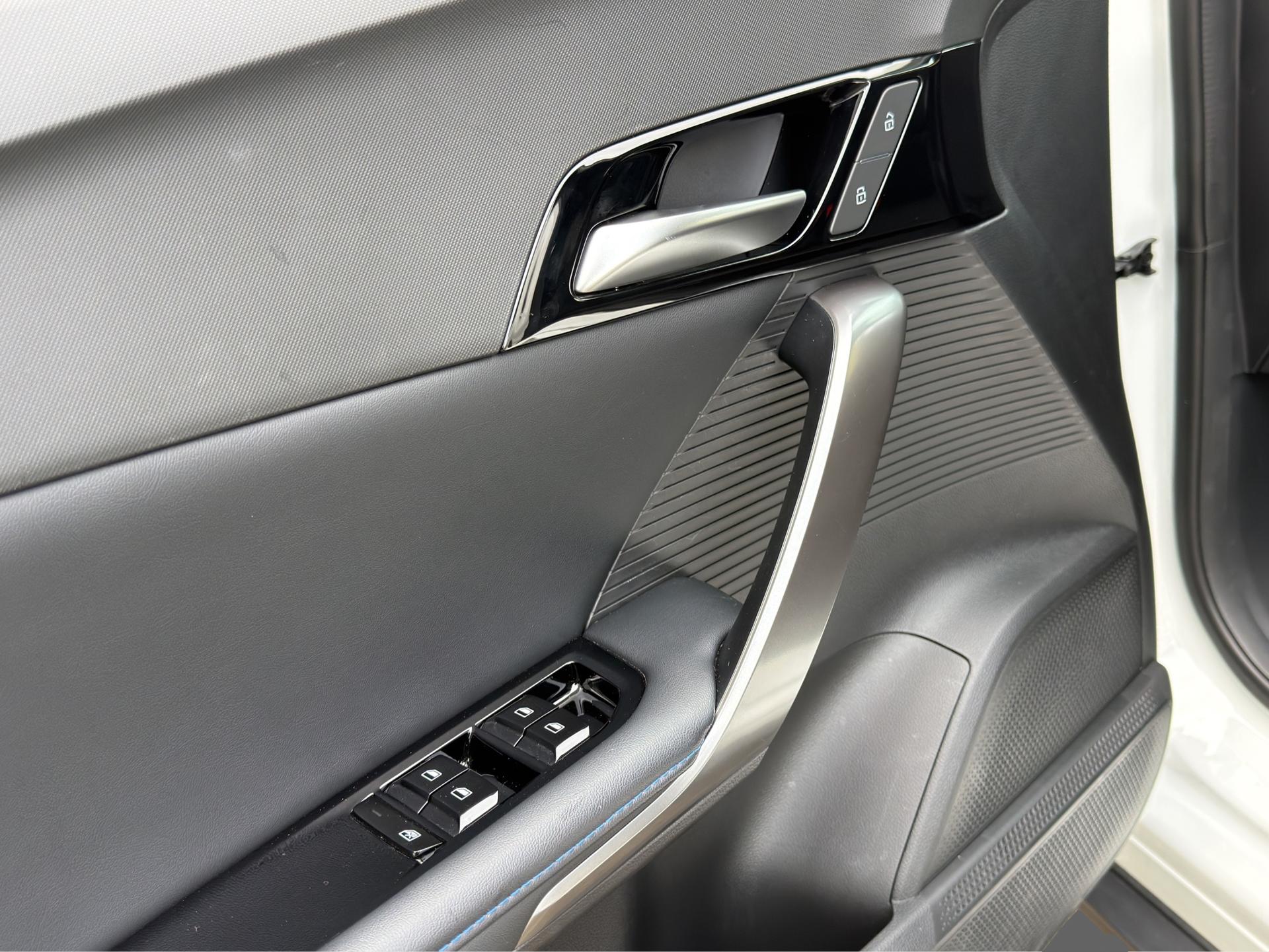 MG 4 EV 64kWh Luxury-image-23