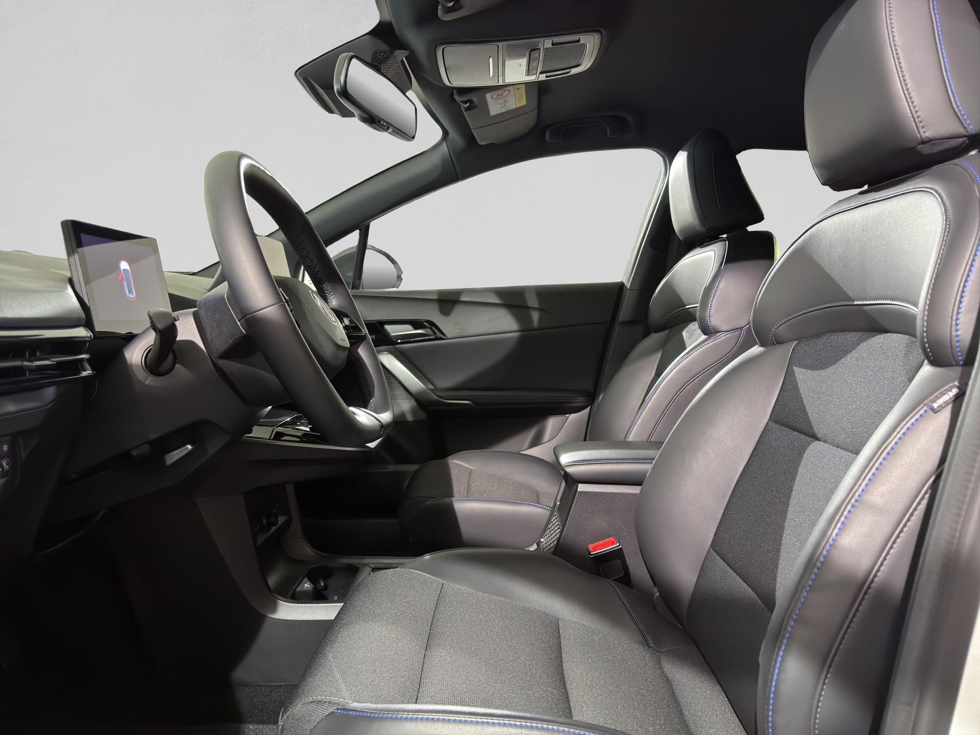 MG 4 EV 64kWh Luxury-image-8