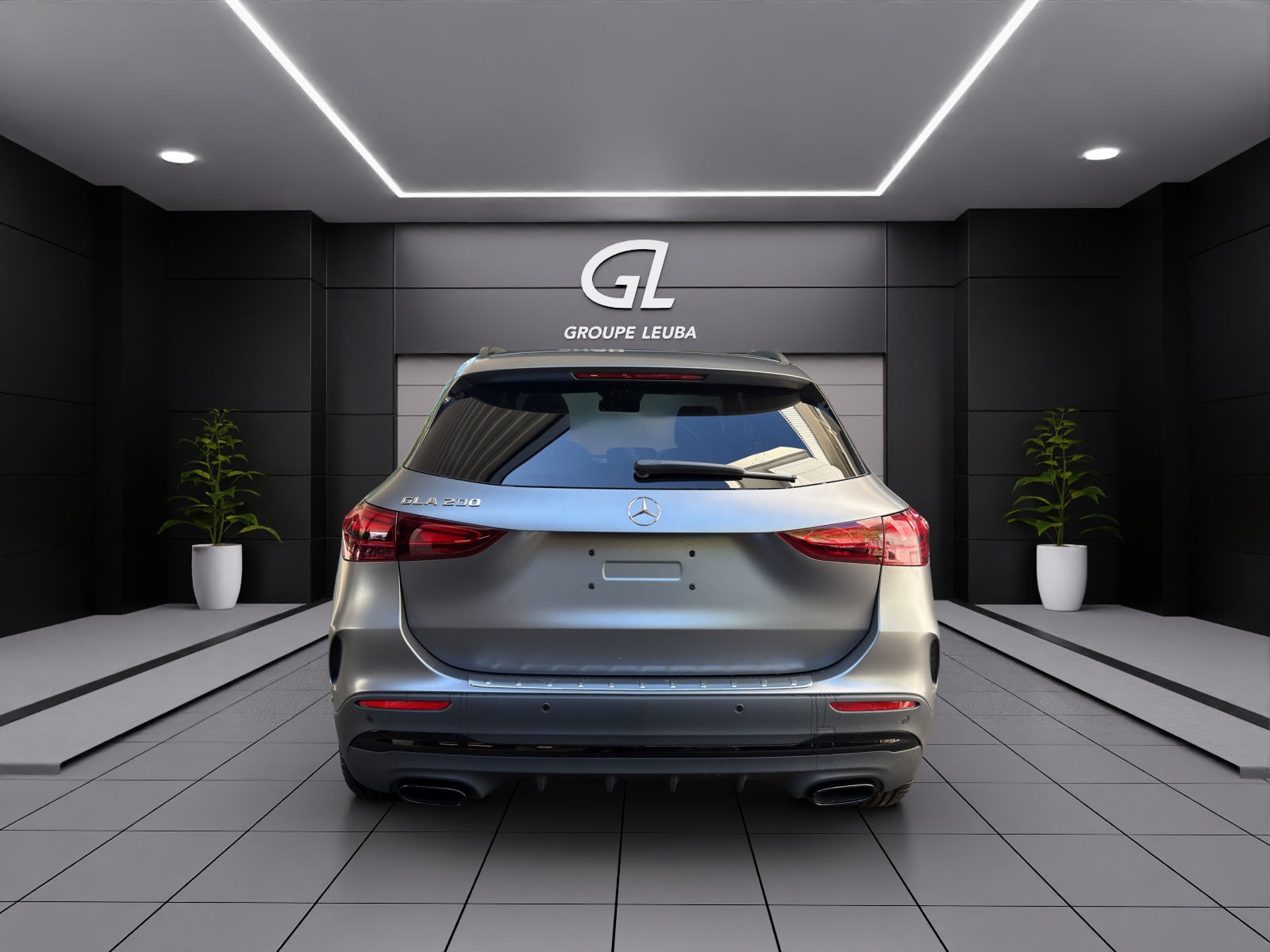 MERCEDES-BENZ GLA 200 Night Star 7G-DCT-image-4
