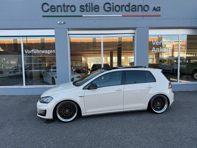 VW Golf 2.0 TSI GTI Performance DSG-image-1