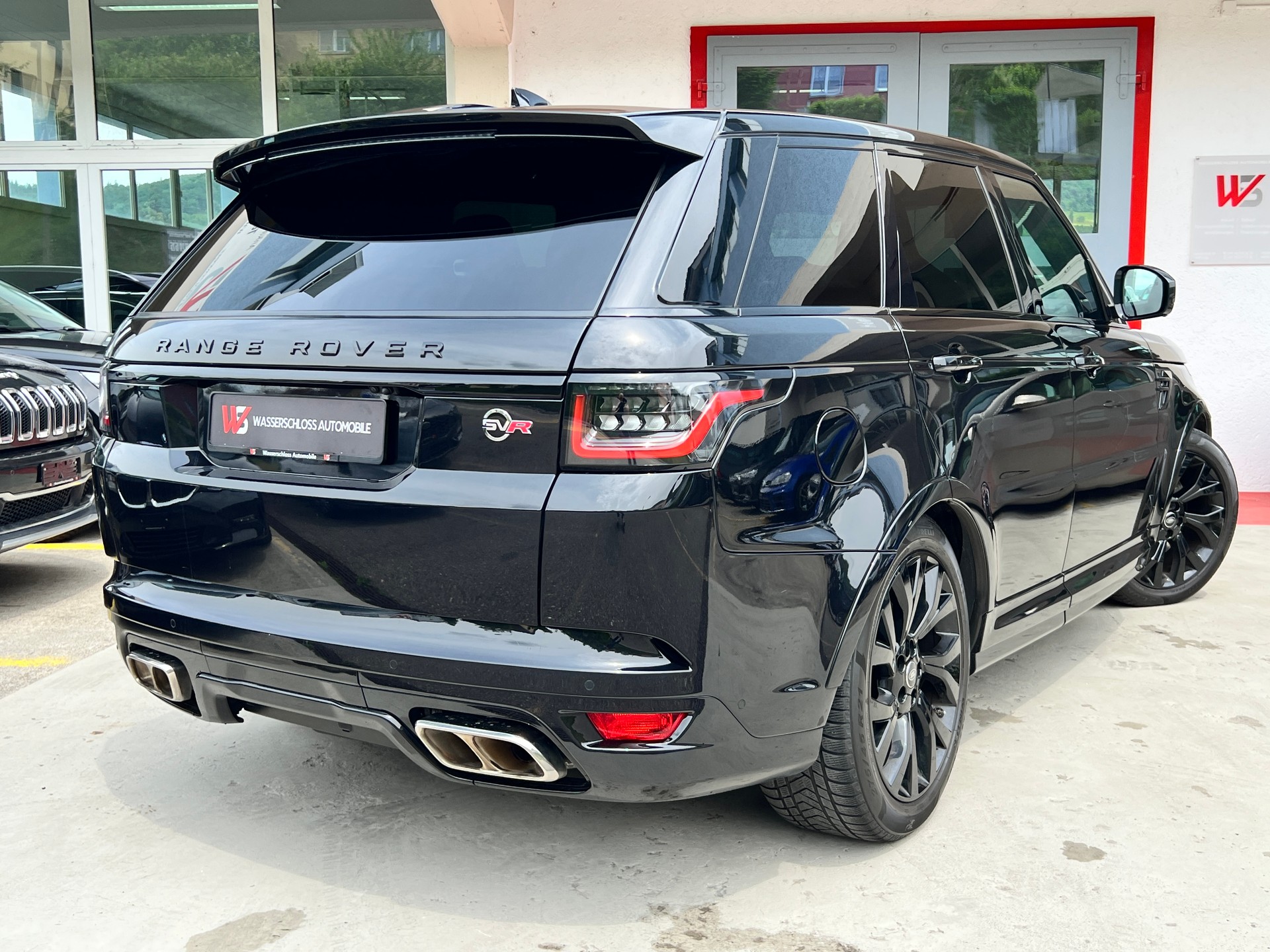 LAND ROVER Range Rover Sport 5.0 V8 S/C SVR Automatic-image-5