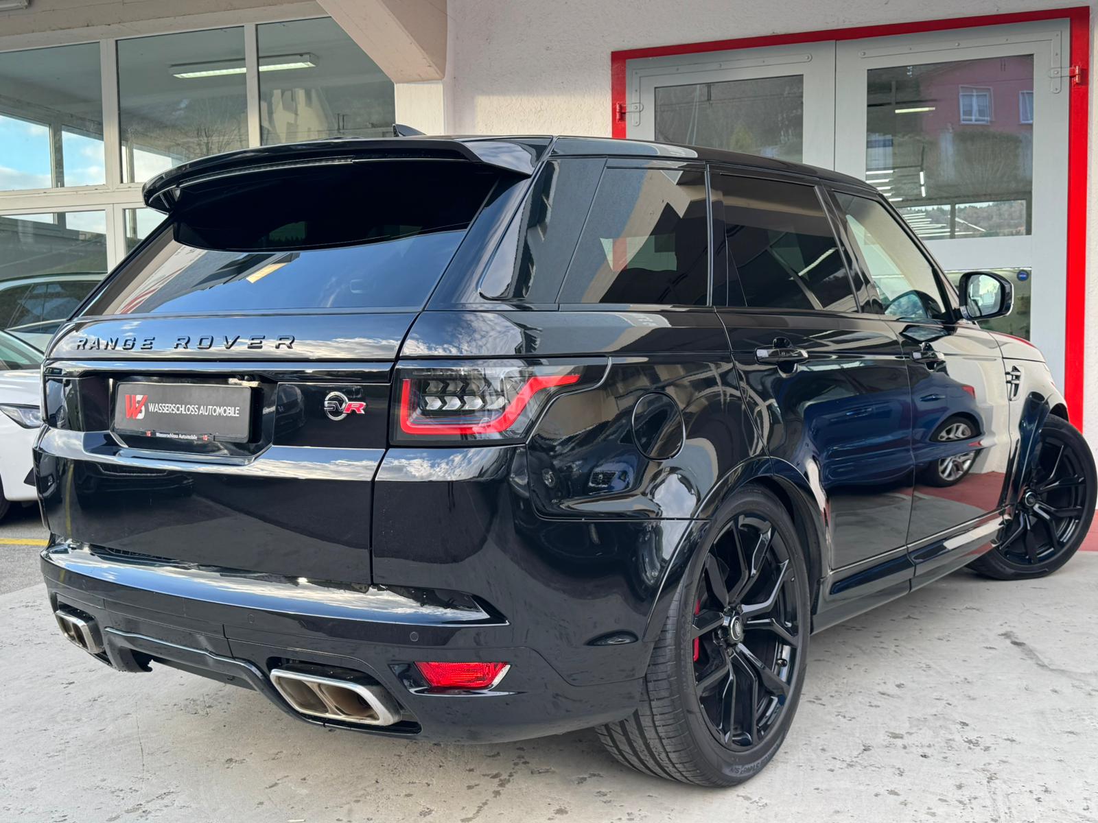 LAND ROVER Range Rover Sport 5.0 V8 S/C SVR Automatic-image-3