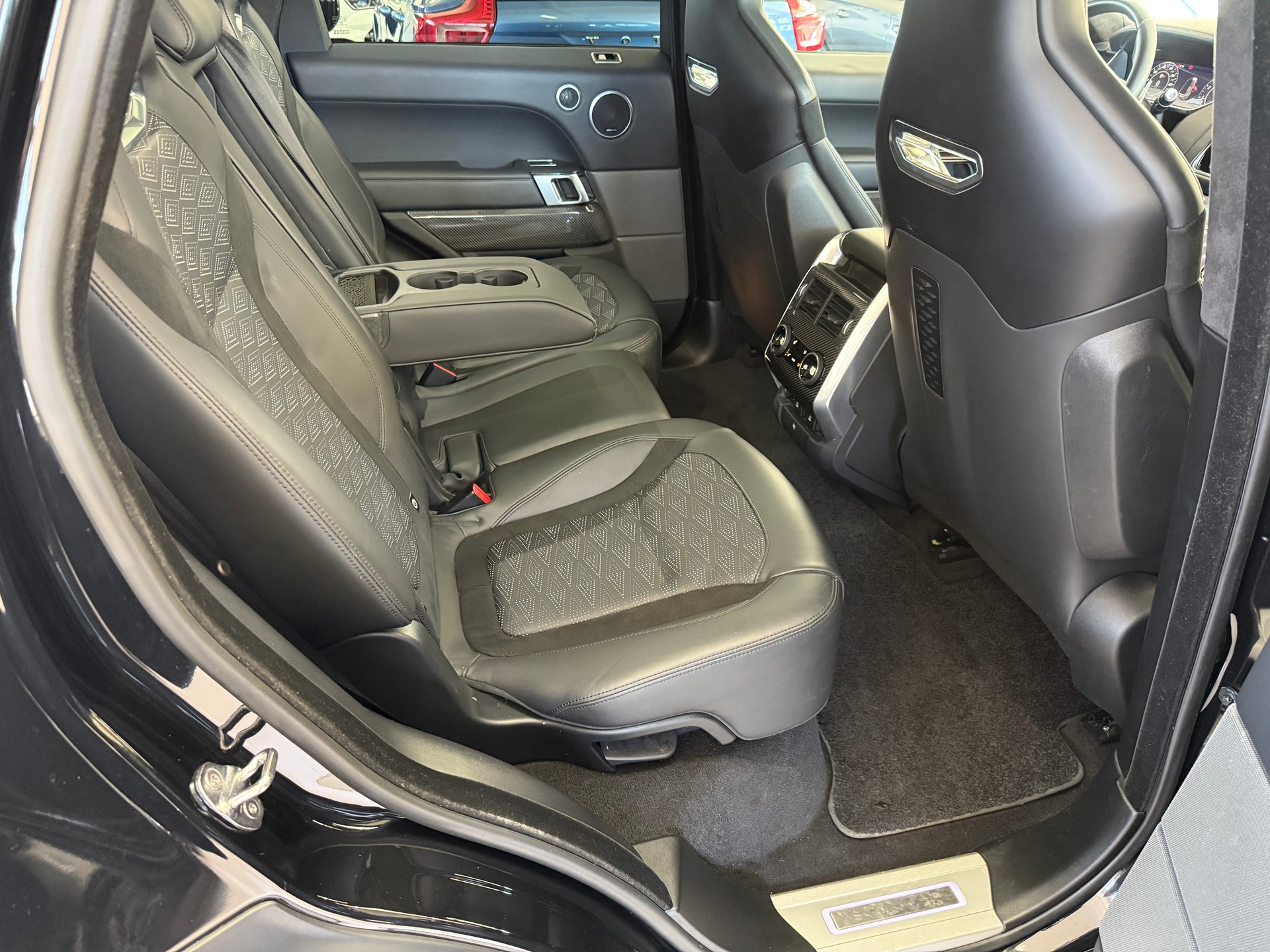 LAND ROVER Range Rover Sport 5.0 V8 S/C SVR Automatic-image-18