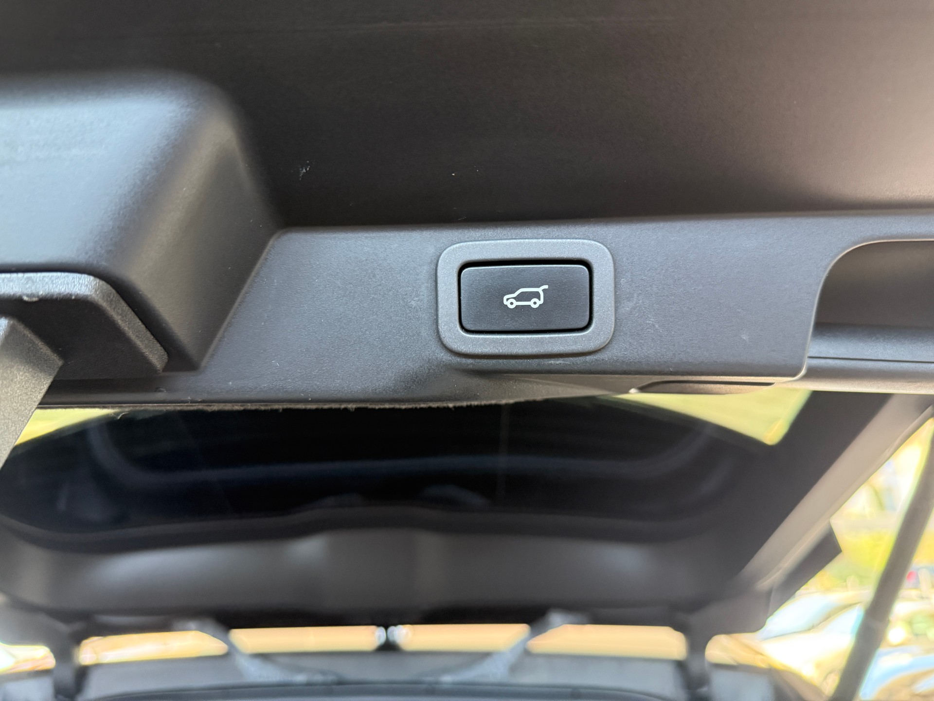 LAND ROVER Range Rover Sport 5.0 V8 S/C SVR Automatic-image-29