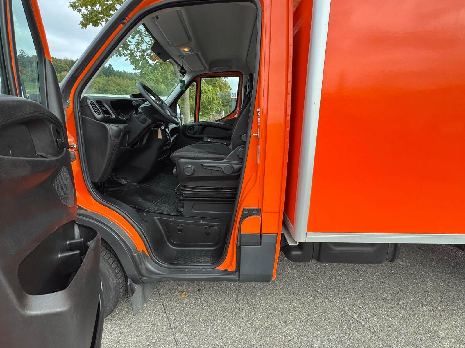 IVECO 35 S 14 A8-image-9