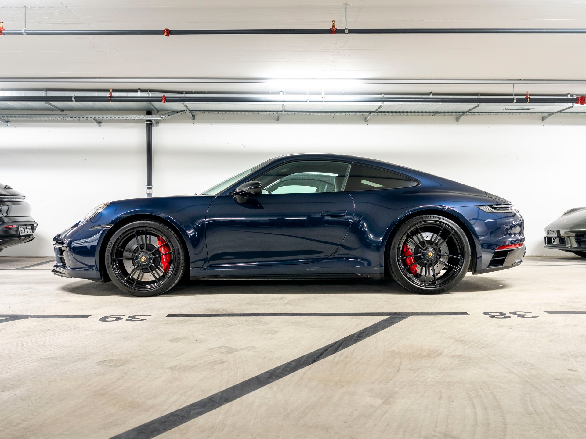 PORSCHE 911 Carrera 4 GTS PDK-image-1