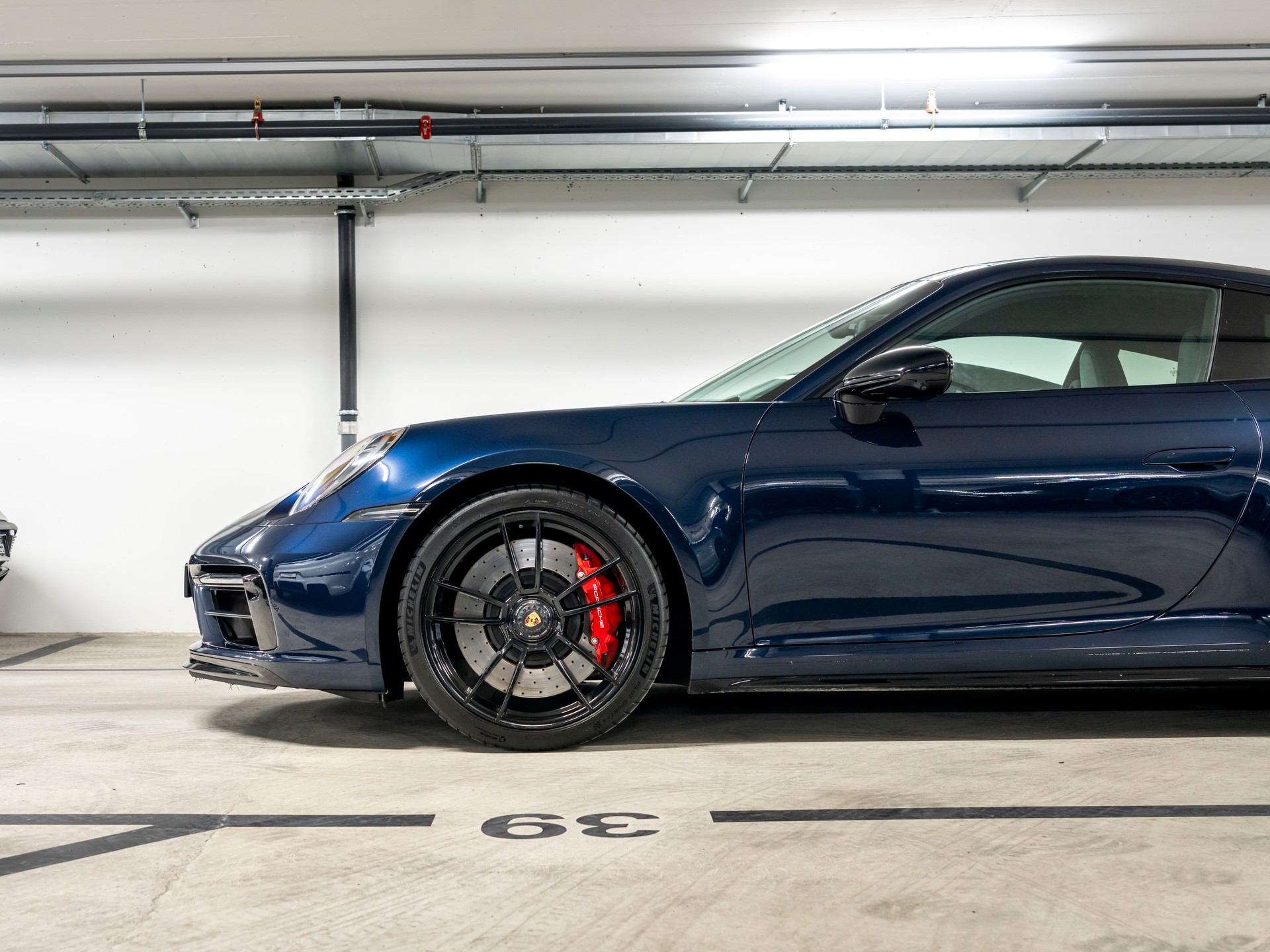 PORSCHE 911 Carrera 4 GTS PDK-image-5