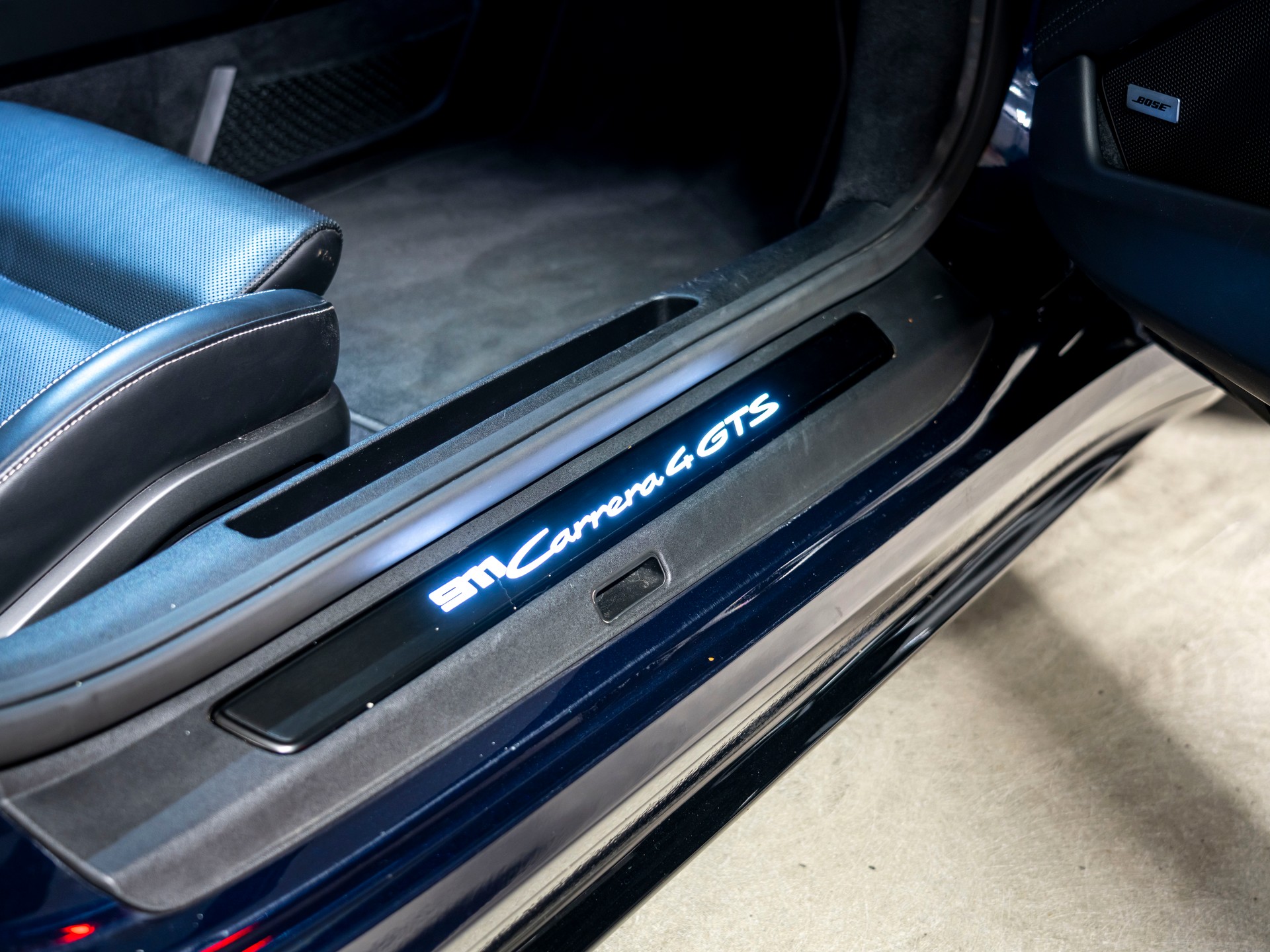 PORSCHE 911 Carrera 4 GTS PDK-image-24