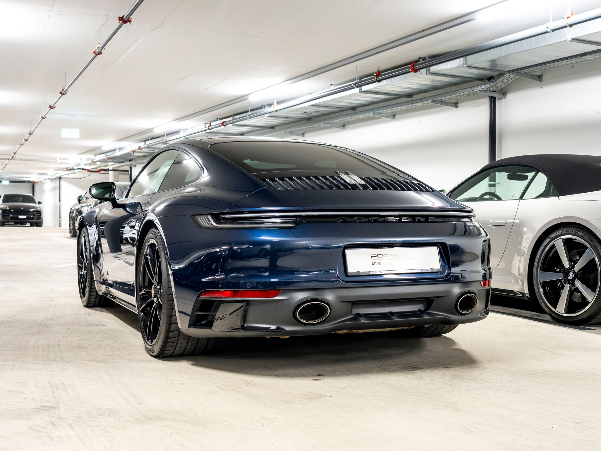 PORSCHE 911 Carrera 4 GTS PDK-image-2