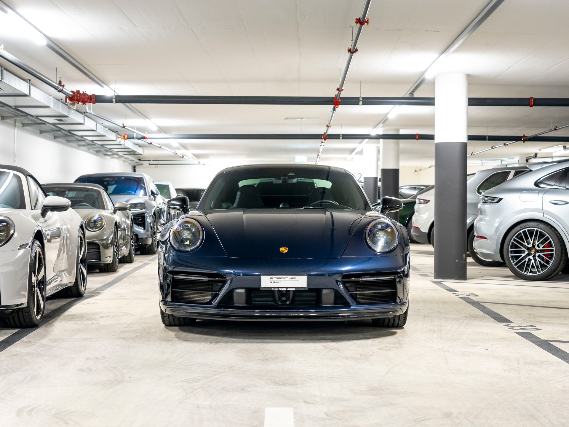 PORSCHE 911 Carrera 4 GTS PDK-image-3
