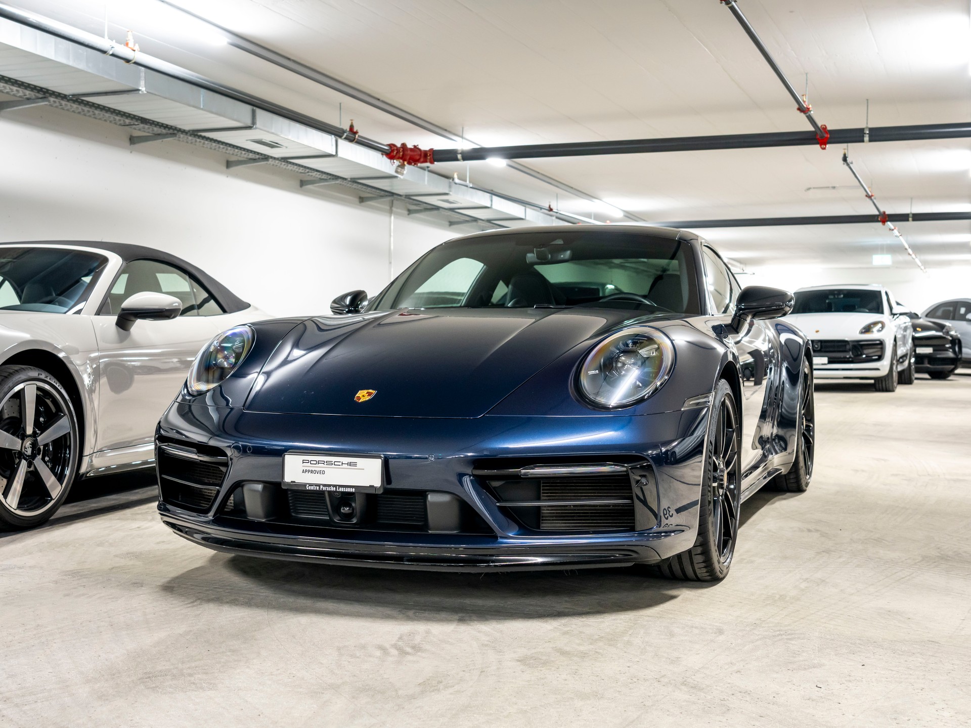 PORSCHE 911 Carrera 4 GTS PDK-image-0