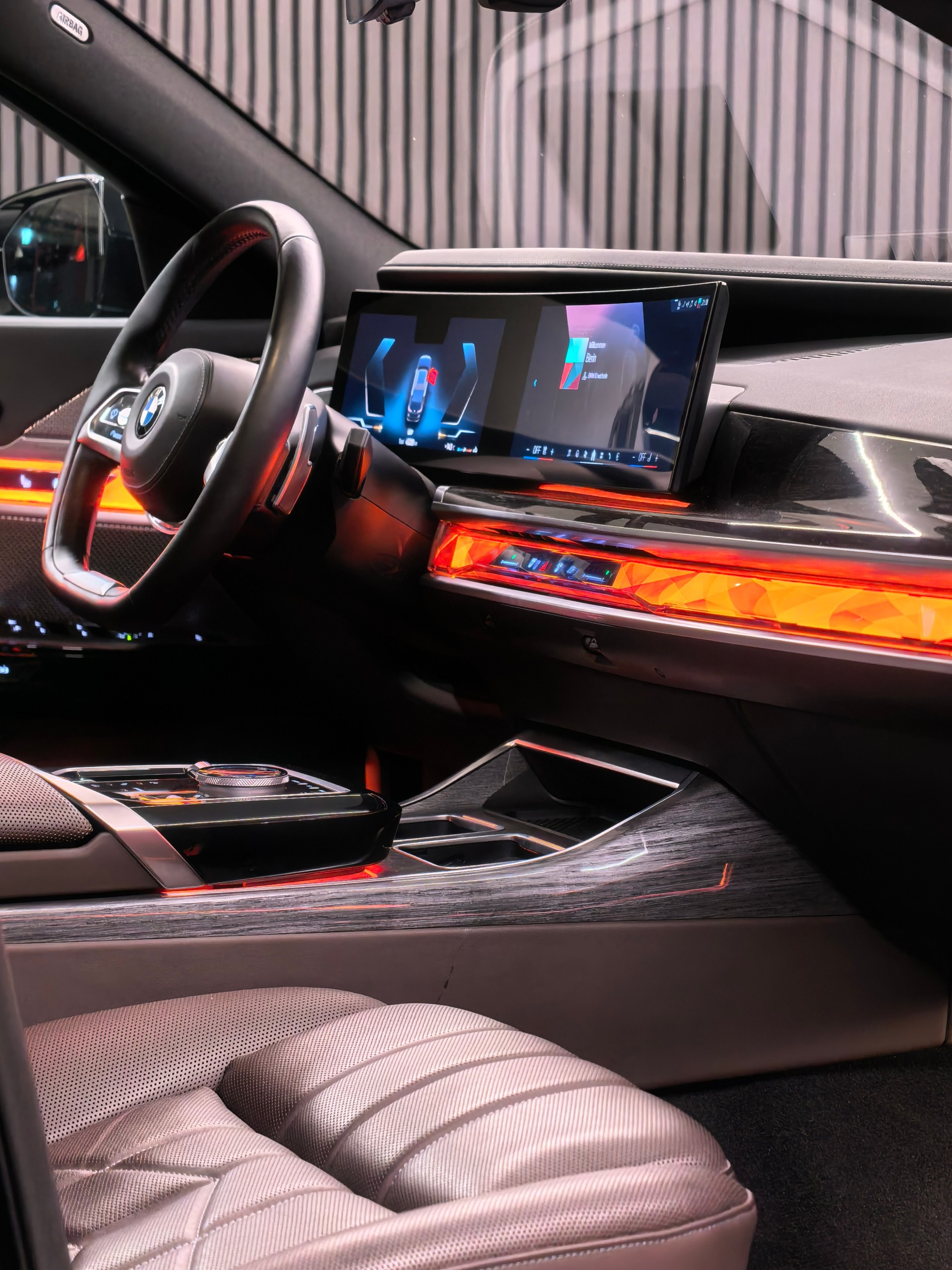 BMW 740d xDrive 48V Steptronic-image-9