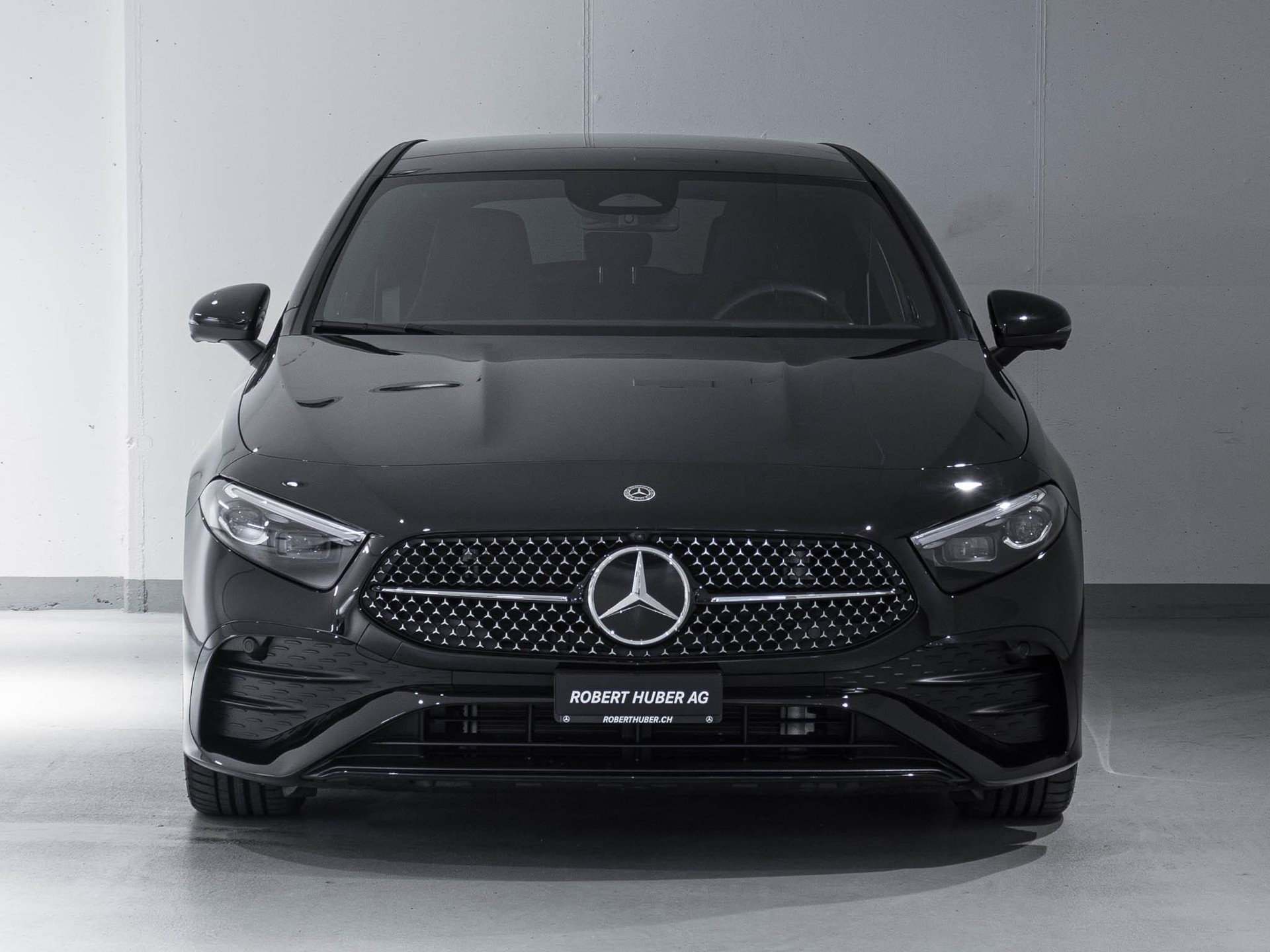 MERCEDES-BENZ A 220 4MATIC-image-2