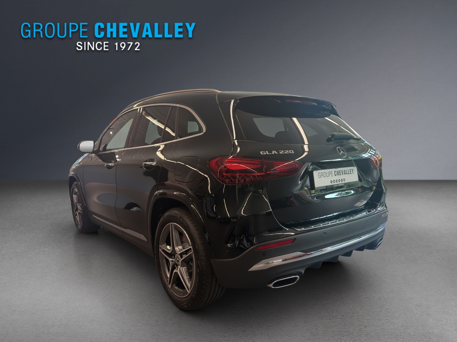 MERCEDES-BENZ GLA 220 4MATIC-image-2