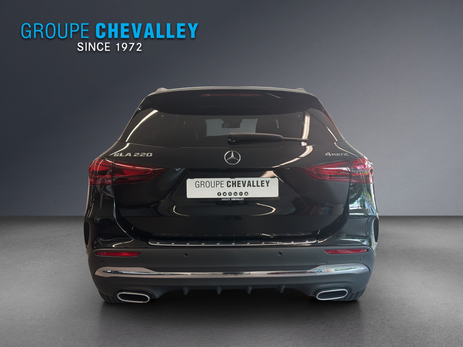 MERCEDES-BENZ GLA 220 4MATIC-image-3