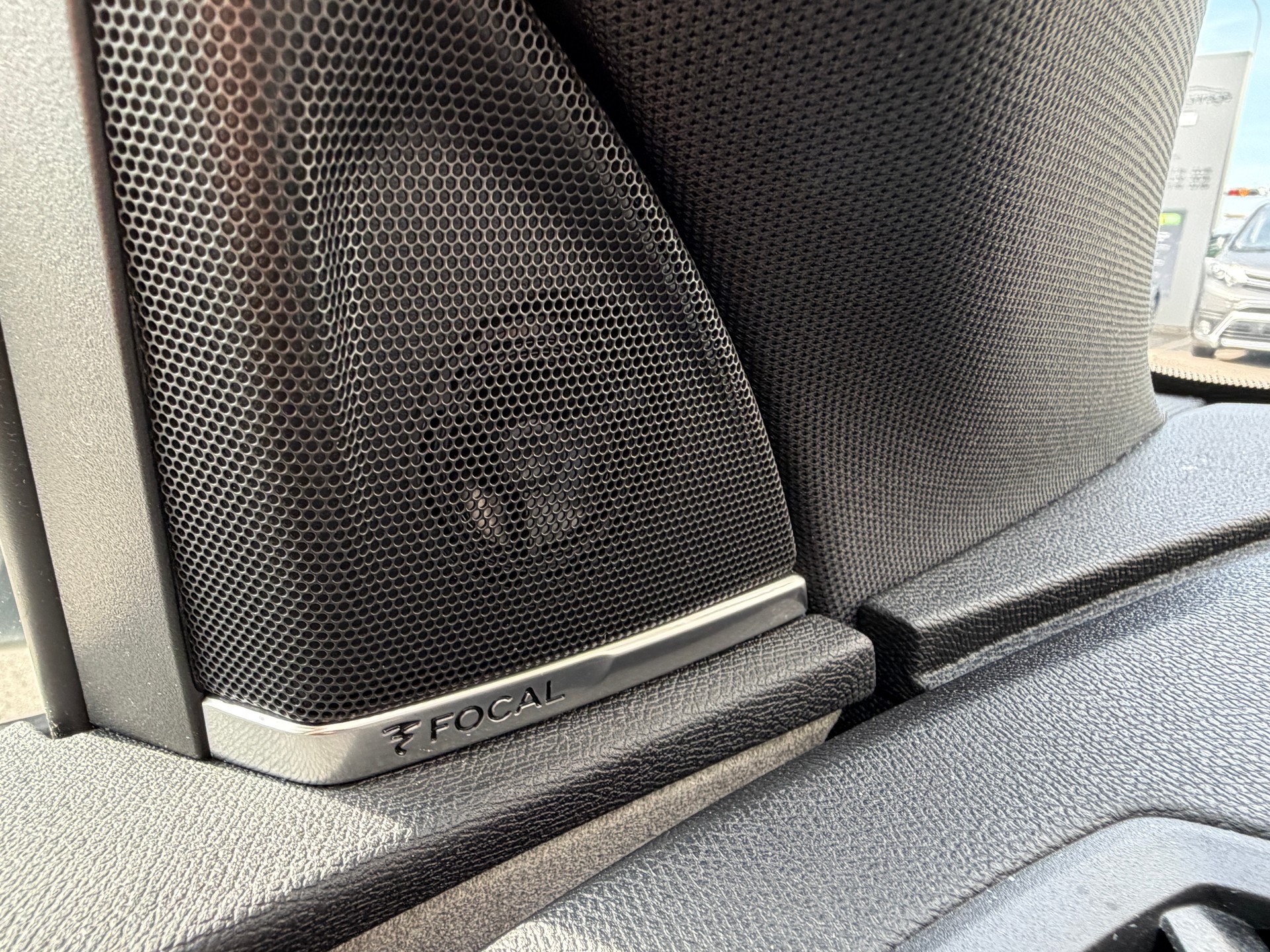 PEUGEOT 3008 300e Hybrid4 GT EAT8-image-22