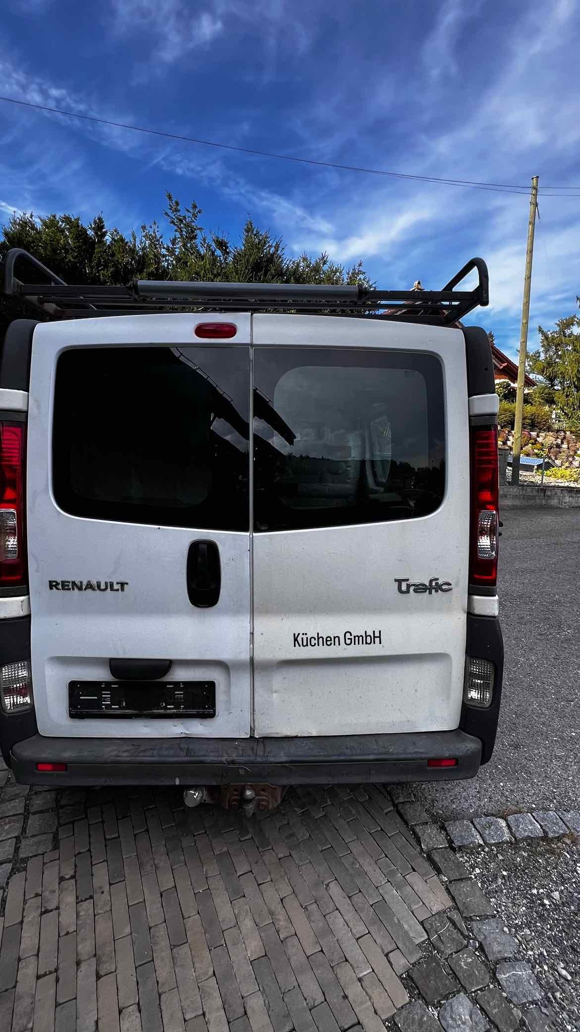 RENAULT Trafic 2.0 dCi 115 2.9t L2H1-image-3