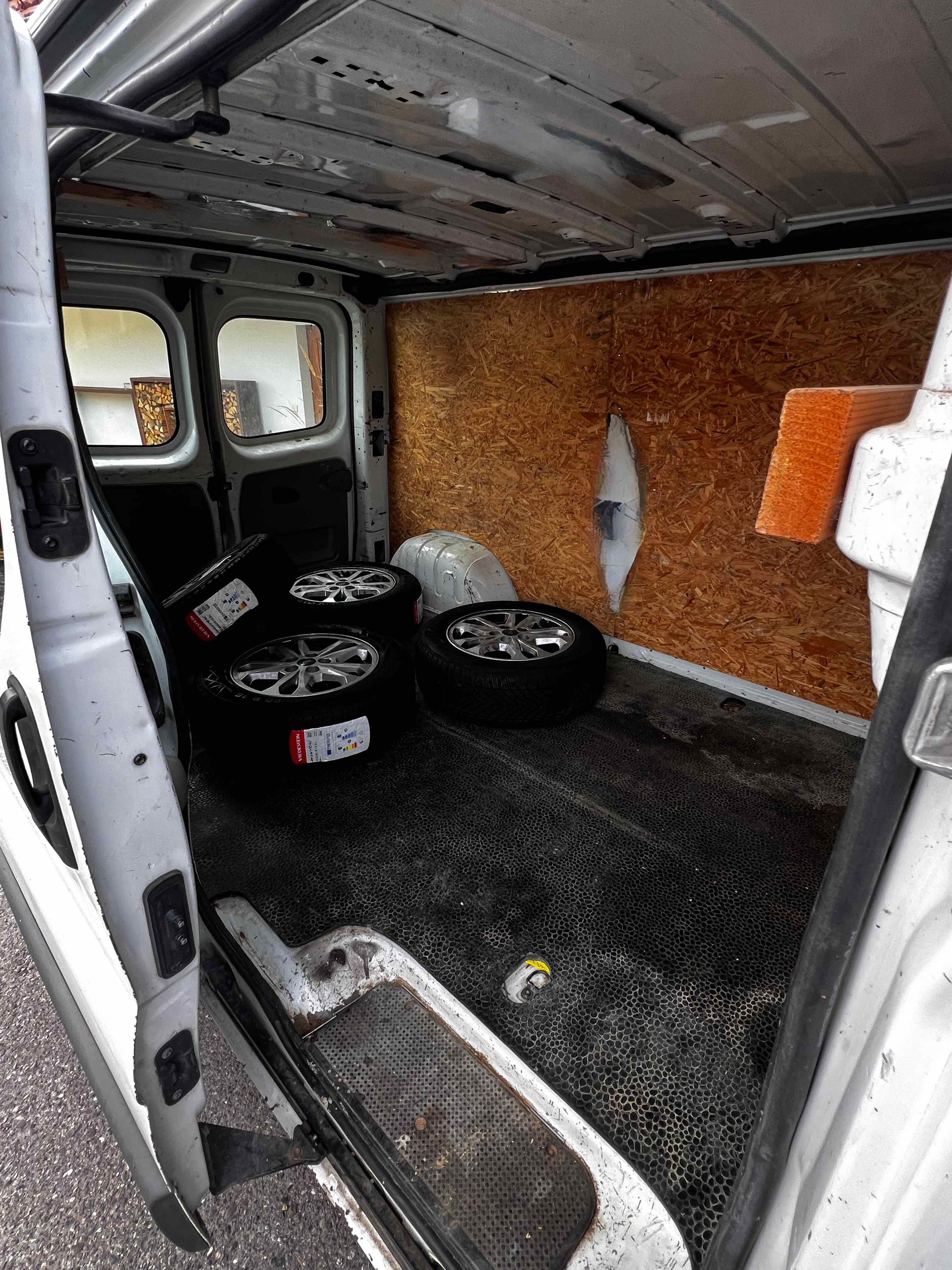 RENAULT Trafic 2.0 dCi 115 2.9t L2H1-image-5