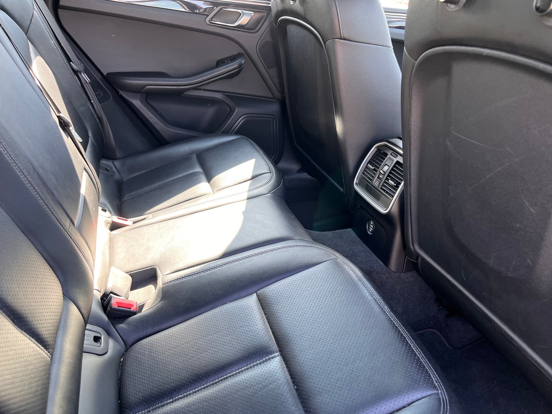 PORSCHE Macan S Diesel PDK Sportpaket-image-9
