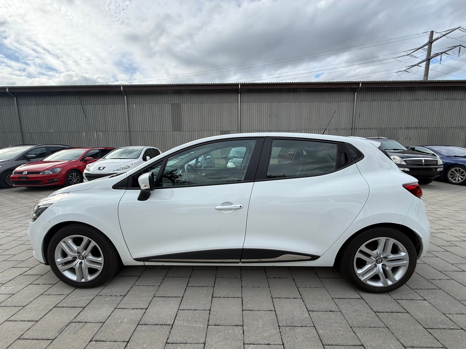 RENAULT Clio 0.9 12V Intens-image-4